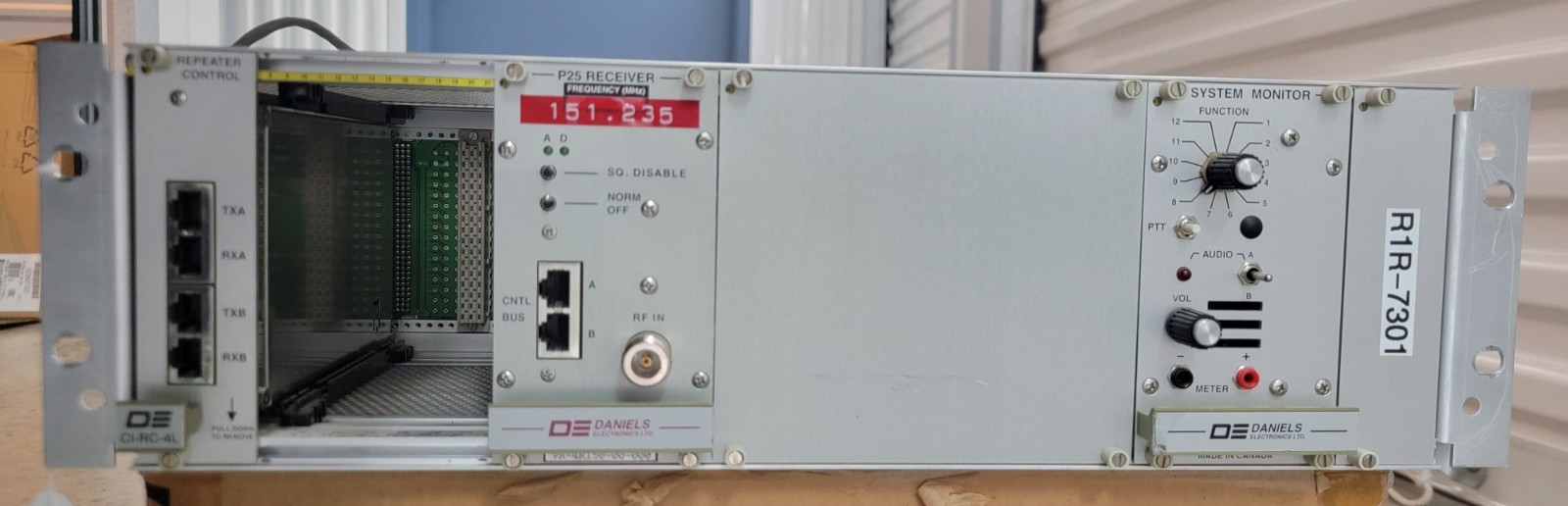 Daniels Electronics P25 Repeater w/ Audio and Repeater control, system monitor