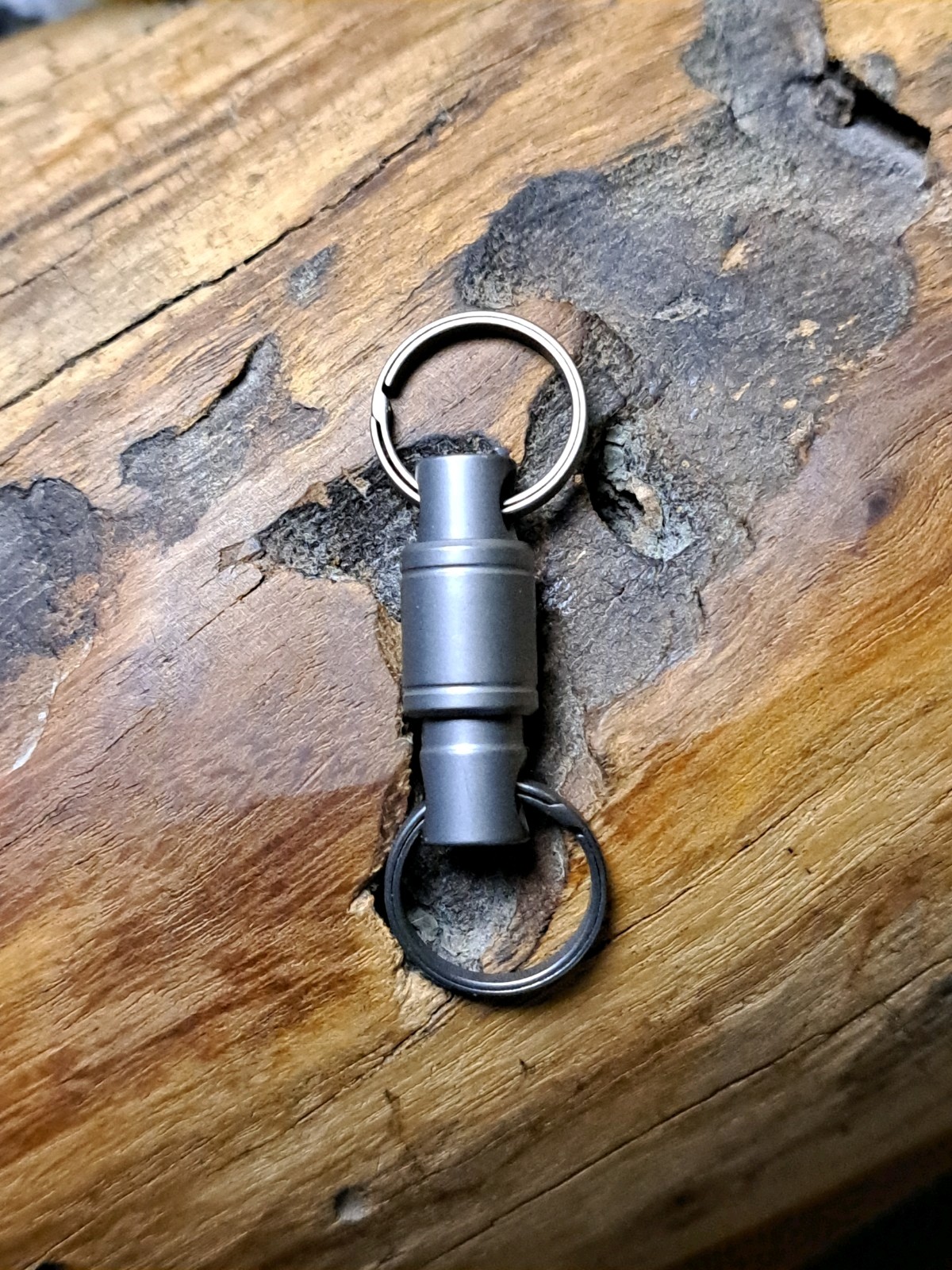 Minimalist Series Titanium Quick-Release Keychain Swivel