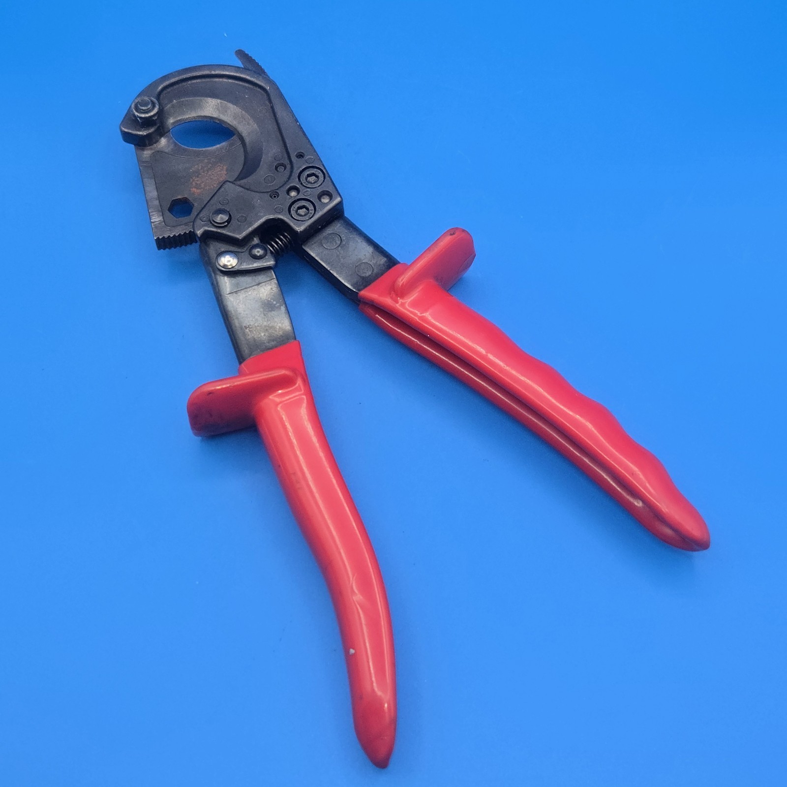 Klein Tools 63060 Ratcheting Cable Cutter Made in Germany
