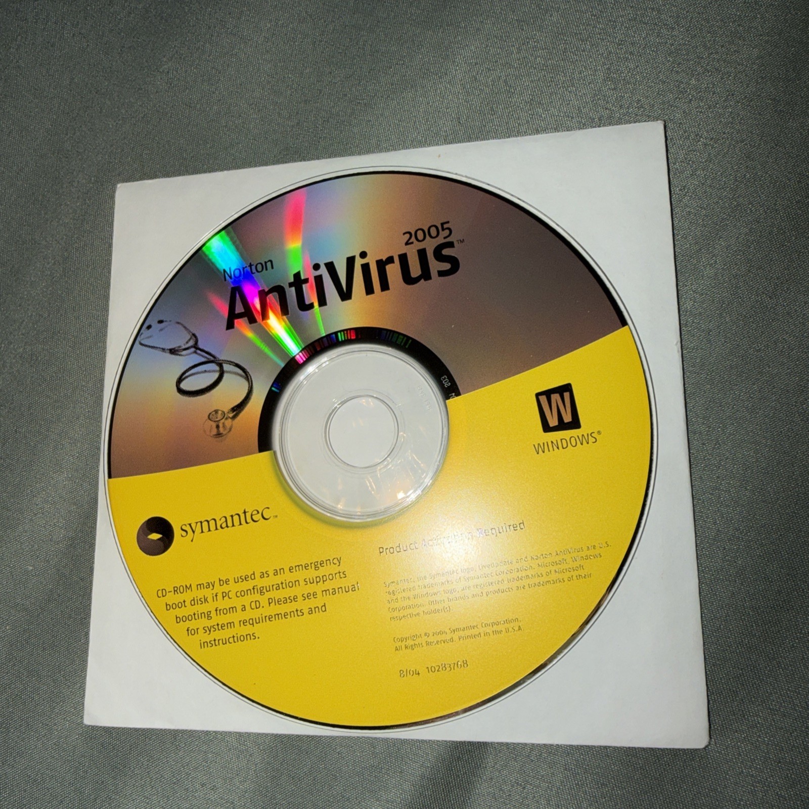 Norton Anti-Virus 2005 CD Windows Symantec