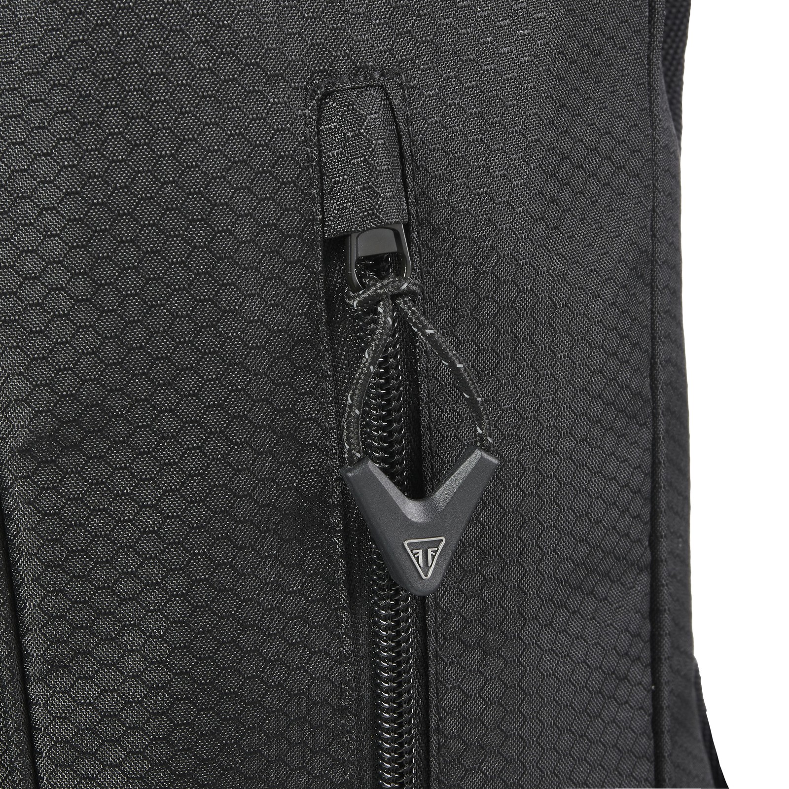 Triumph Motorcycles MLUA24003 - 2L Hydro Backpack Hydration Pack Black
