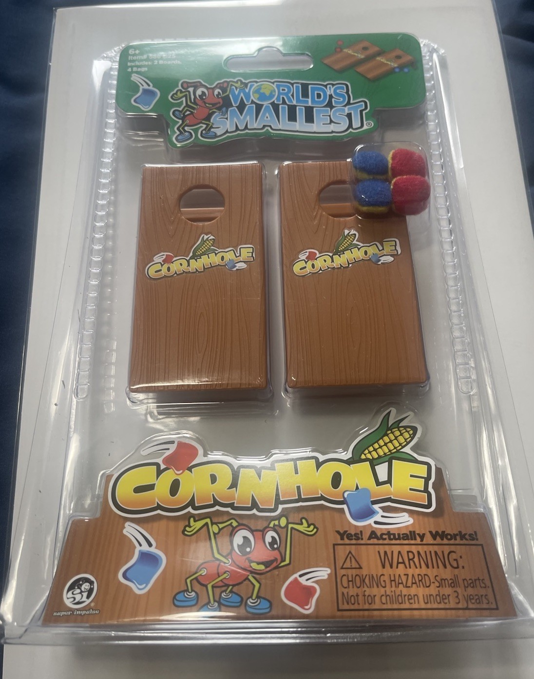 World'sSmallest Cornhole🔴🔵 Item # 586 NEW