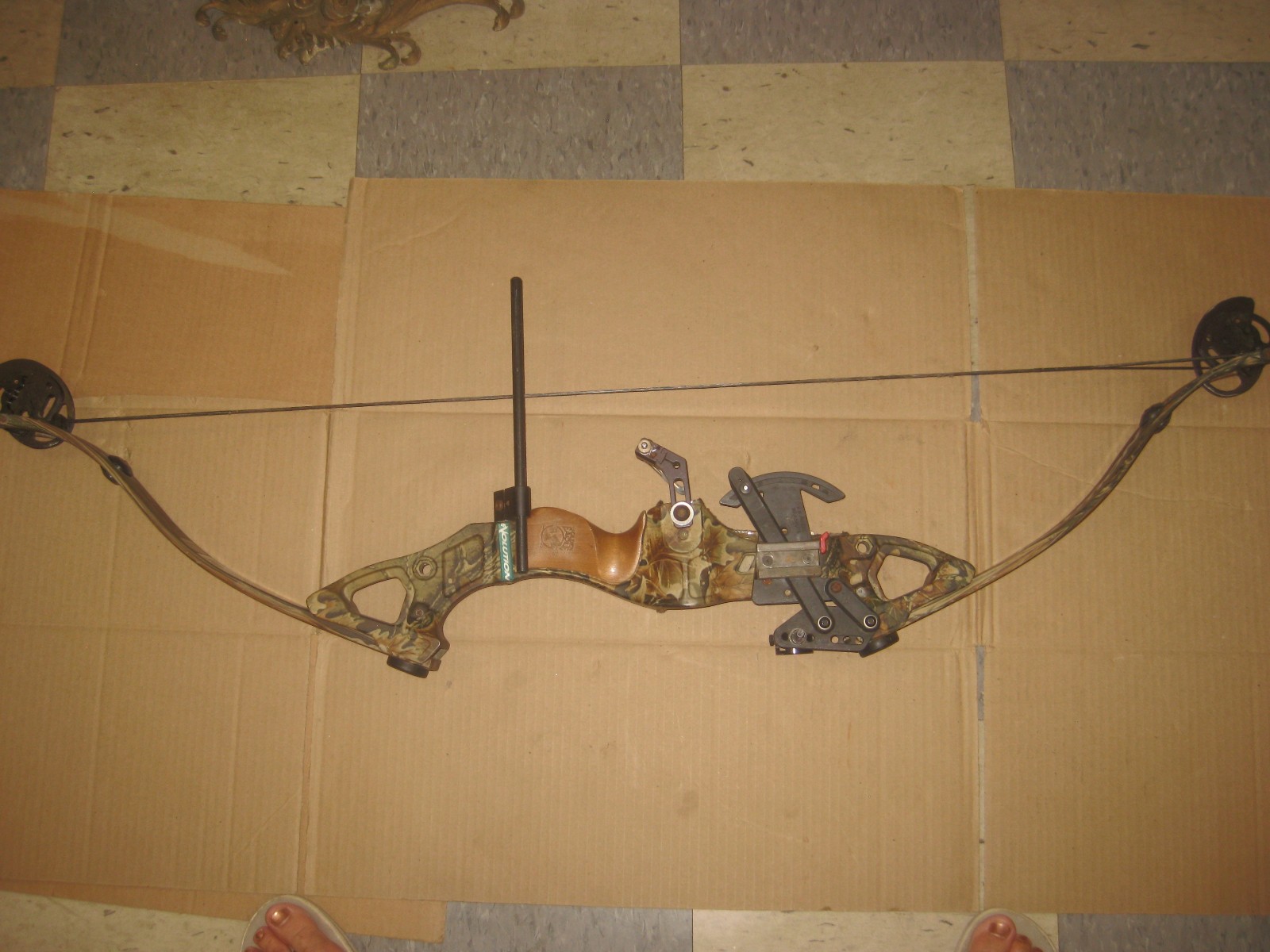 Golden Eagle Evolution Compound Bow