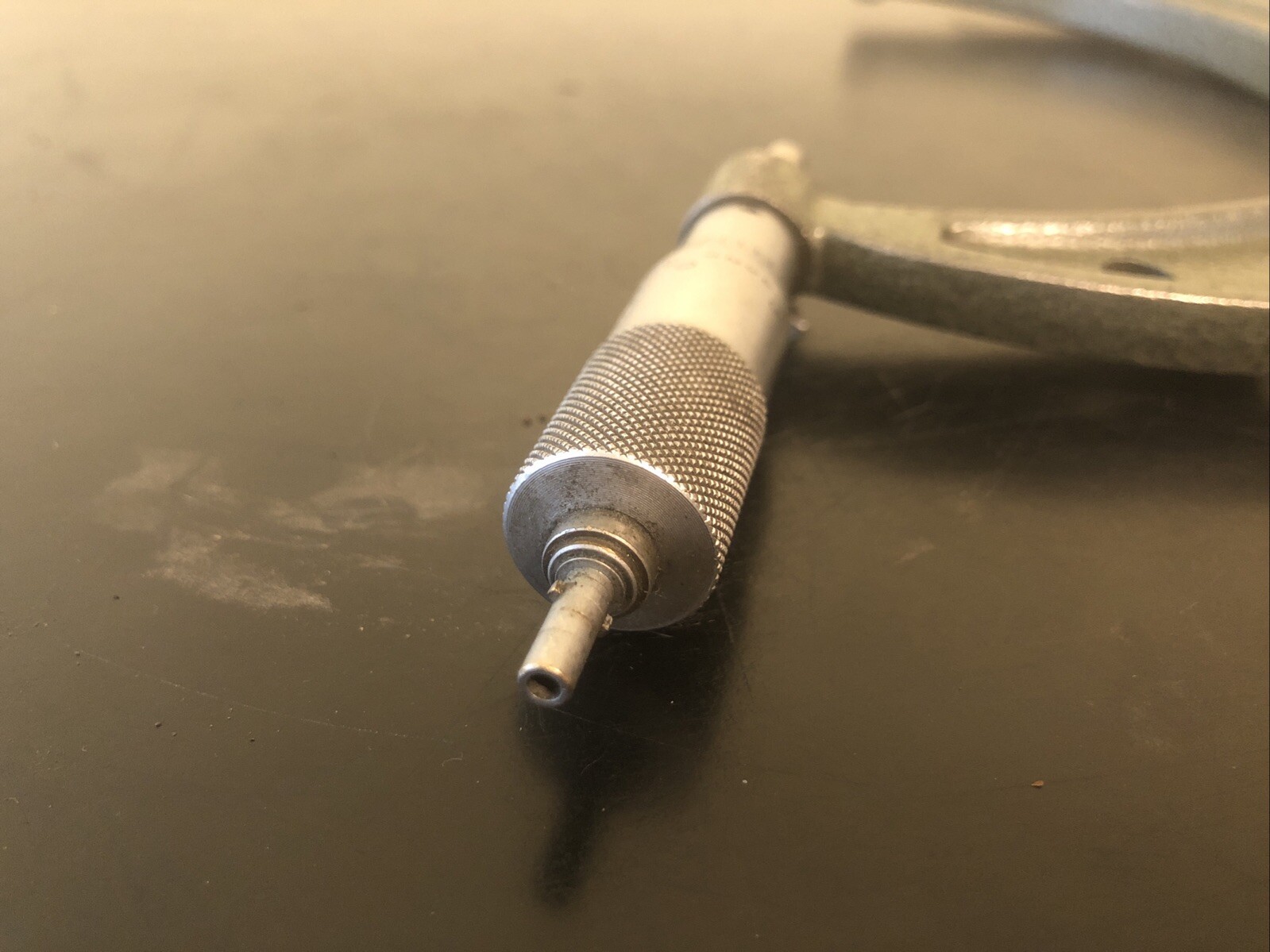 Mitutoyo 5-6” Outside Micrometer #103-182A .001"