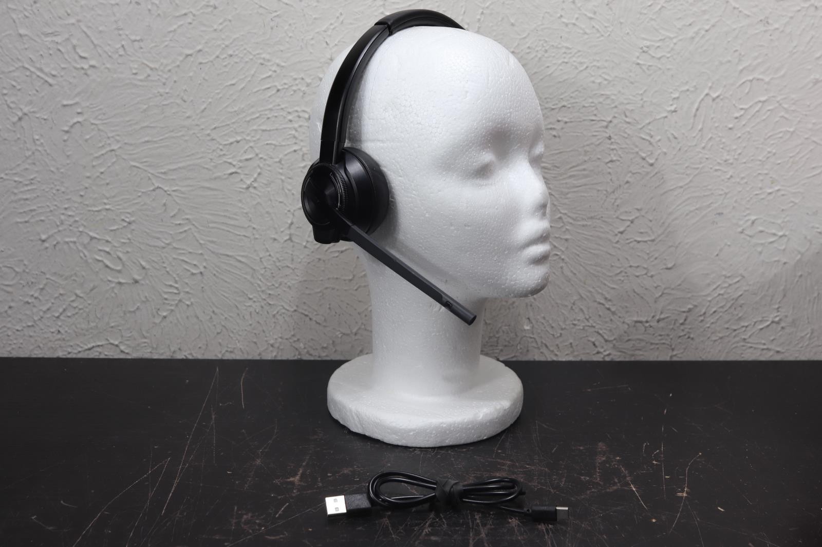 Poly Savi 8210 Office Wireless DECT Headset with Noise Canceling Mic W82101