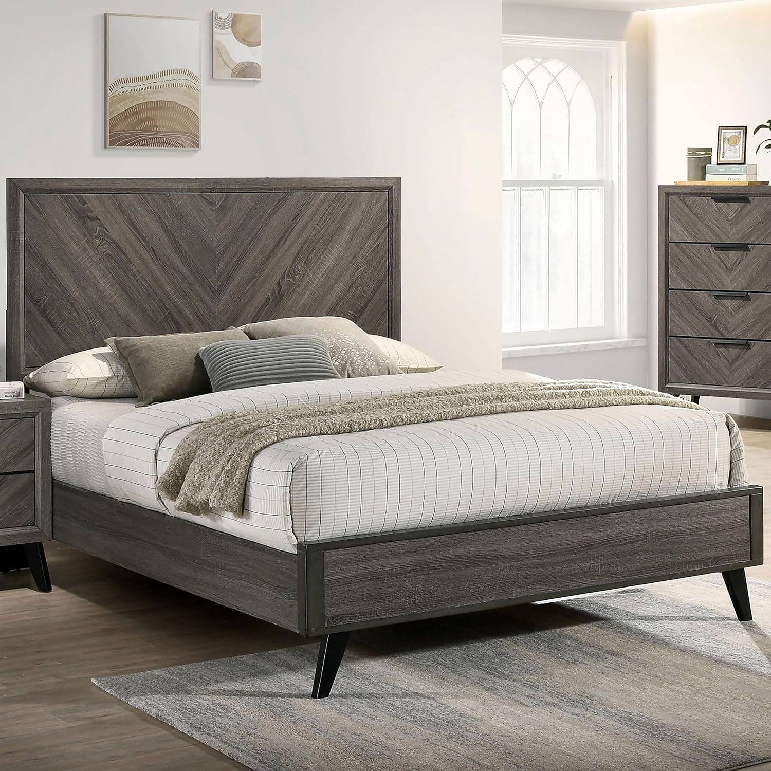 Aster Modern Wood Panel Bed with Chevron Pattern for Bedroom, Guest Room, King,