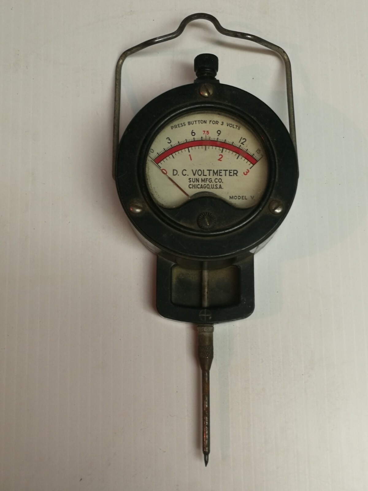 Antique DC Voltmeter Sun Mfg.co