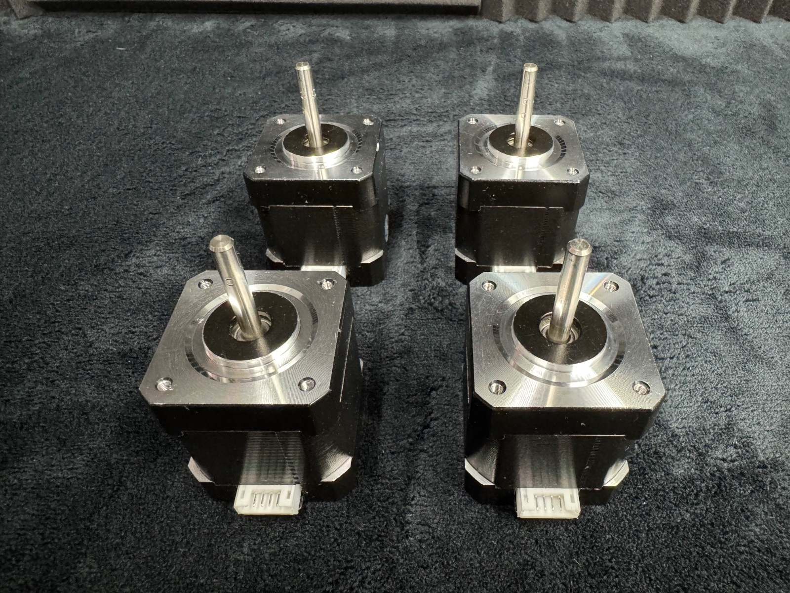 4 x E3D NEMA 17 Motech Motor - MT-1704HSM168RE 0.9° per Step. New Open Box.