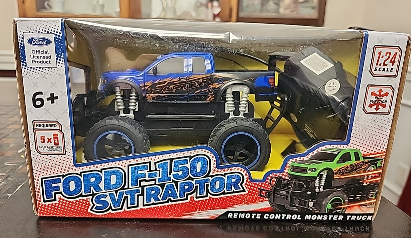 Ford F-150 SVT Raptor RC Monster Truck 1:24 Scale Remote Control Off-Road | NEW