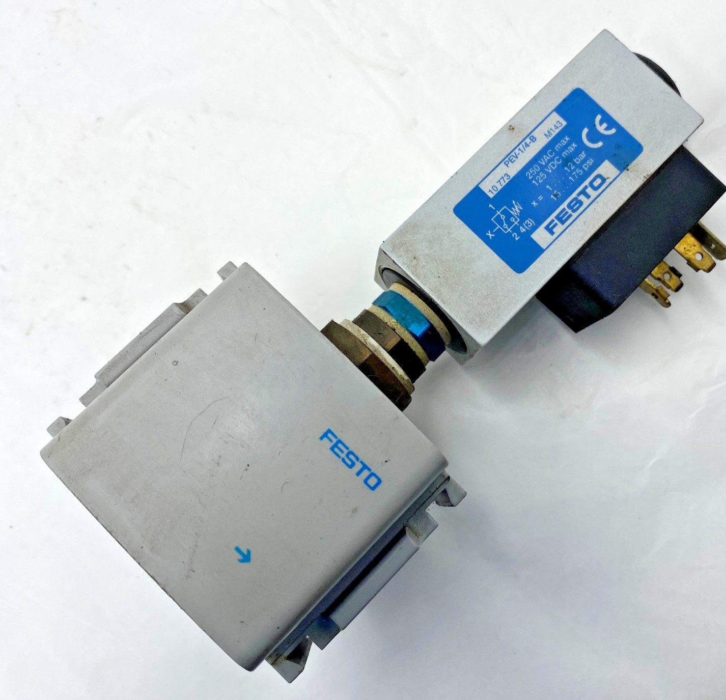 Festo PEV-1/4-B Pressure Switch - 10 773 - 5A 250V - G1/4 - Tested ✅
