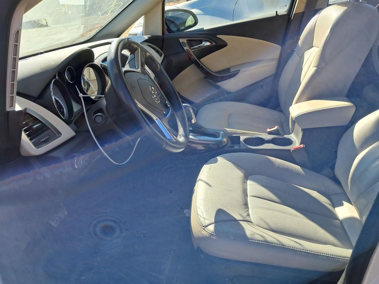 VERANO 2015 Glove Box 4854650