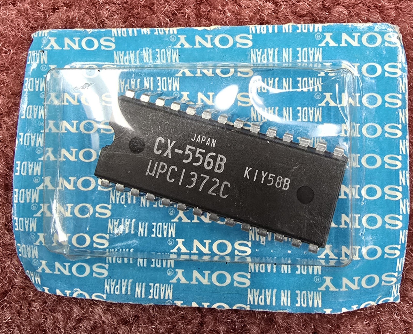 Sony 8-759-125-56 OEM CX556B UPC1372C Integrated Circuit * NEW IN PACKAGE *
