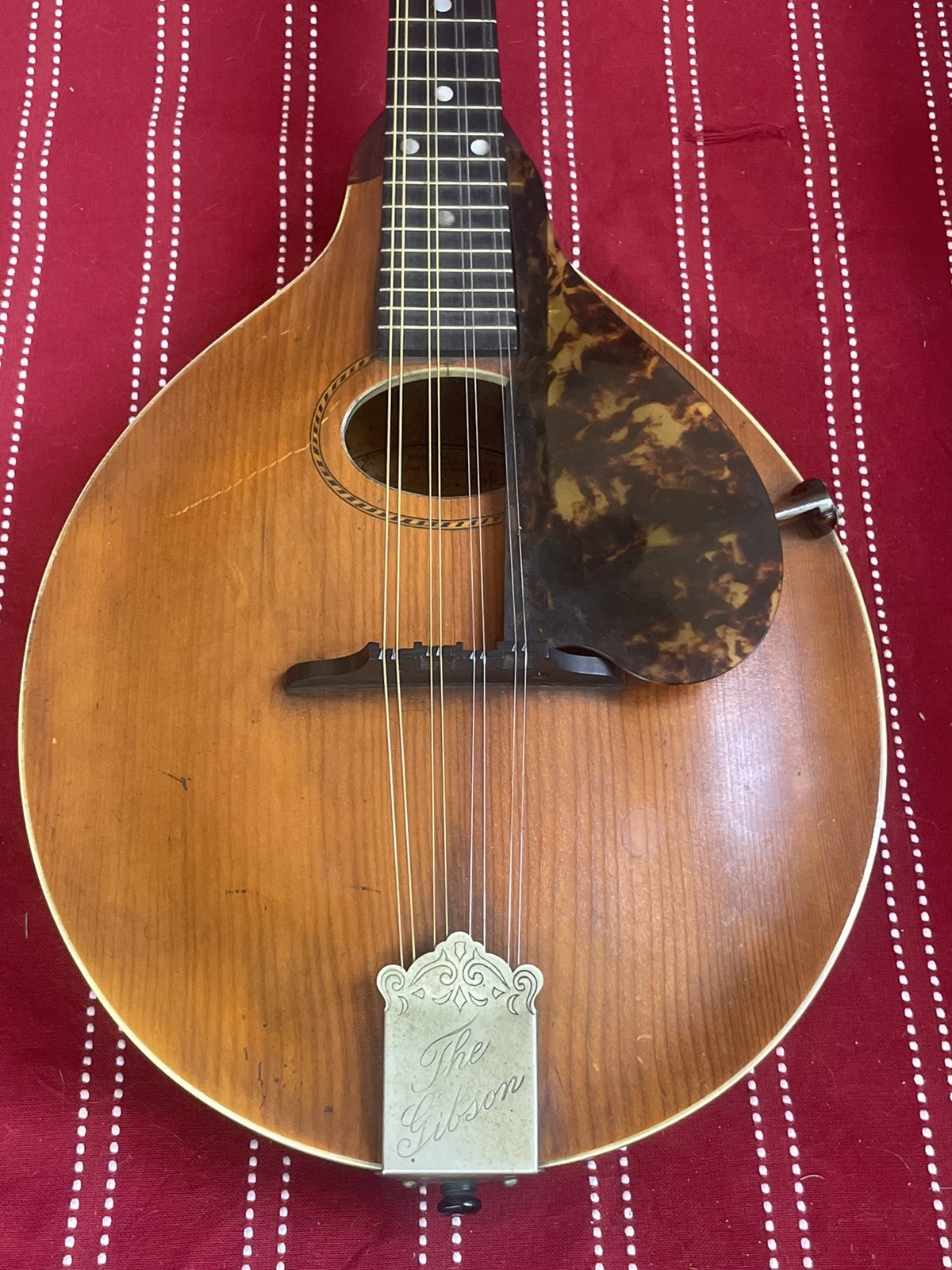 The Gibson 1917 Model A 8 String Mandolin & Case All Original Sounds Great !