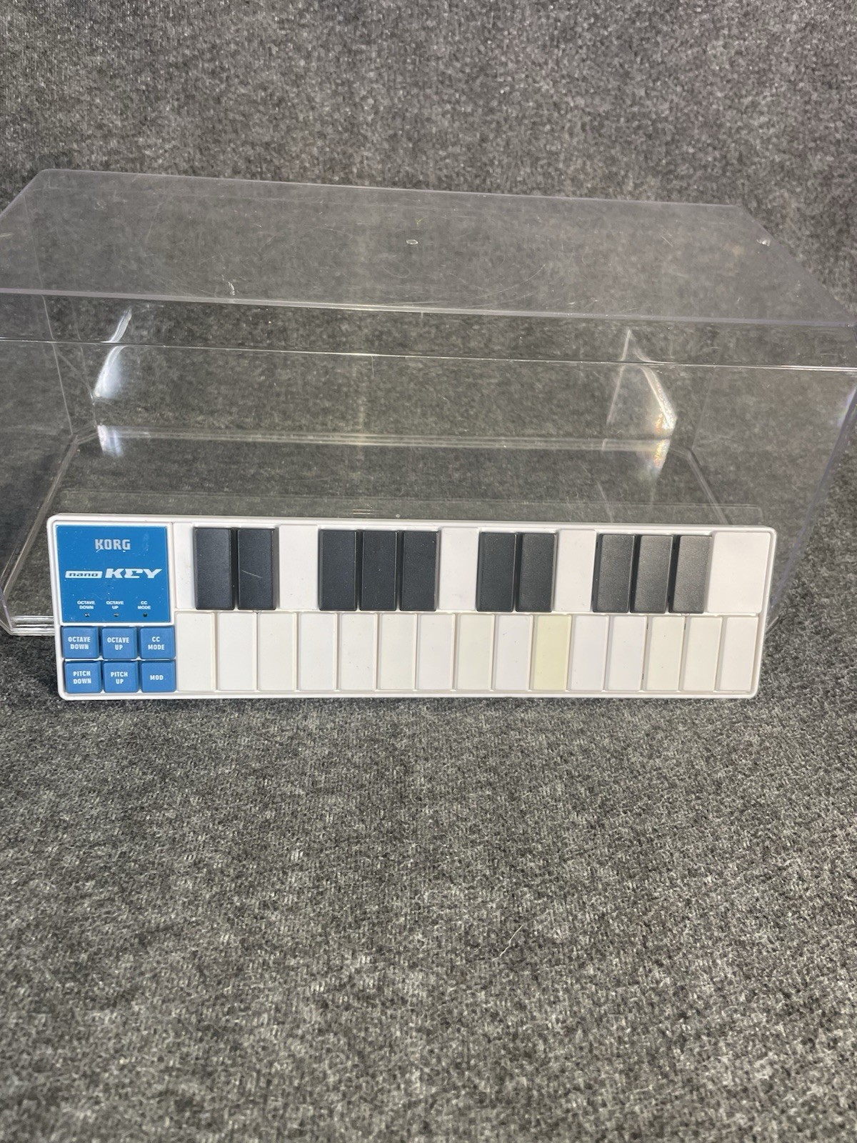 Korg nanoKEY 1st Generation USB MIDI Portable Controller