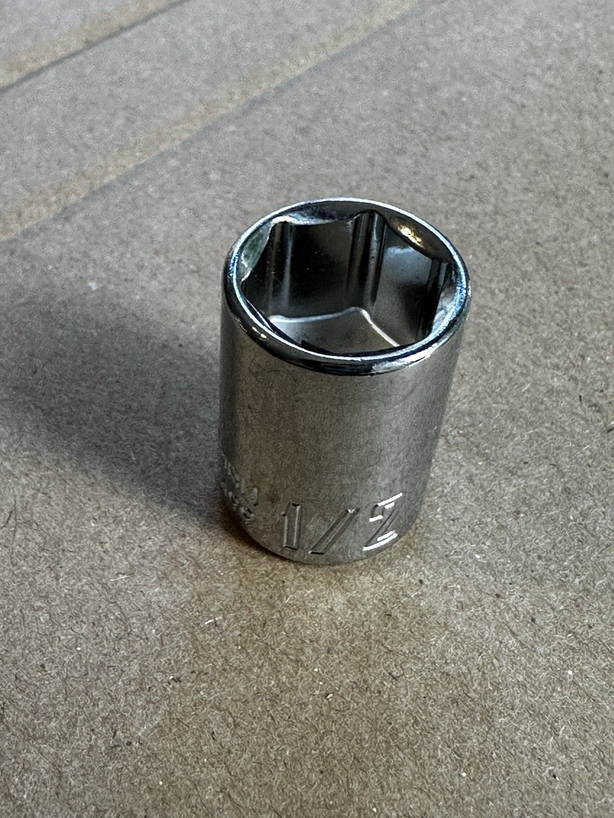 Craftsman 1/2" 6 Point Shallow Chrome Socket 1/4" Drive CMMT43499.  0471
