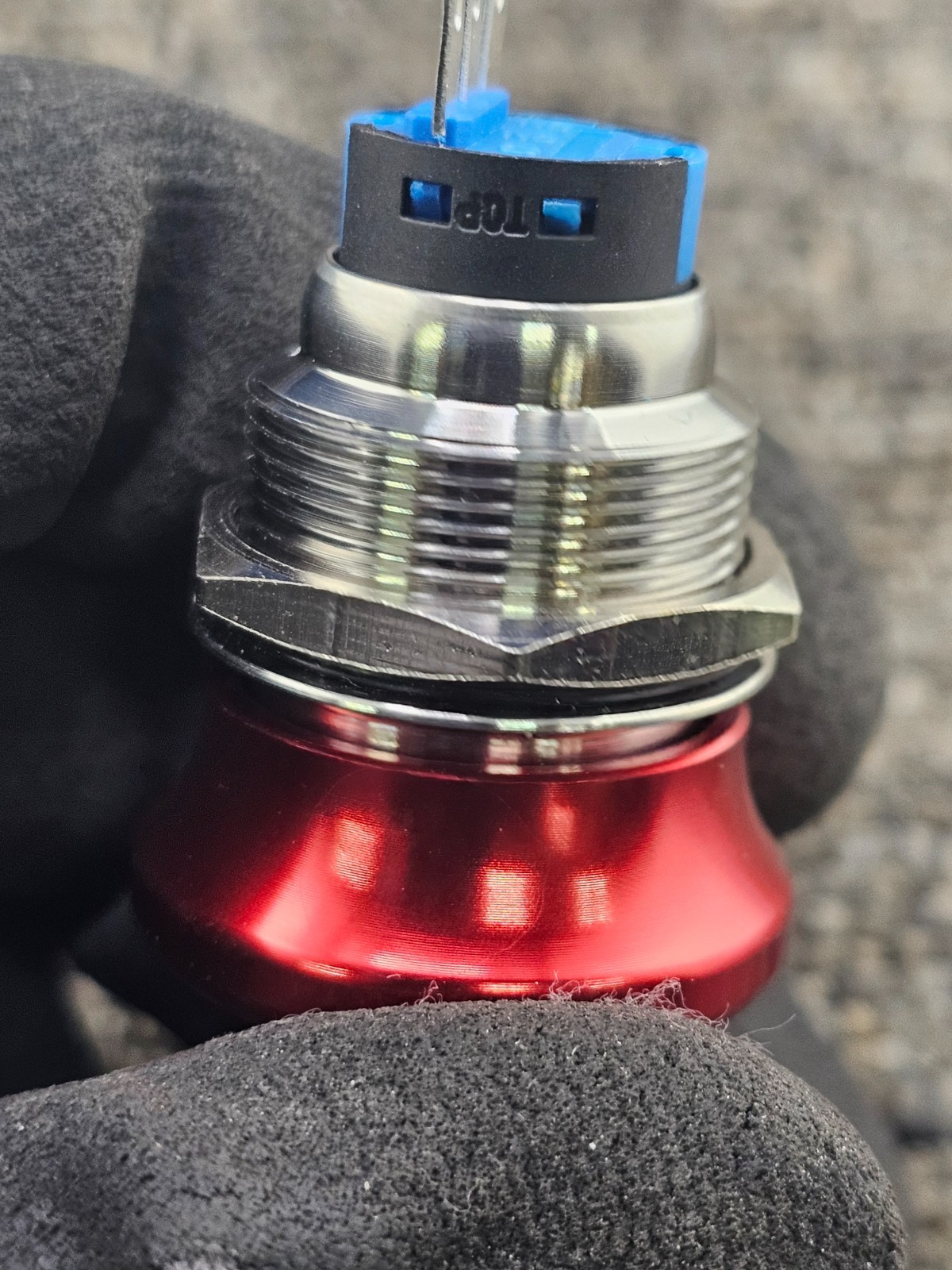 APIELE: 7/8 inch Emergency Stop Push Button Switch Push-to-Lock, Turn-to-Release