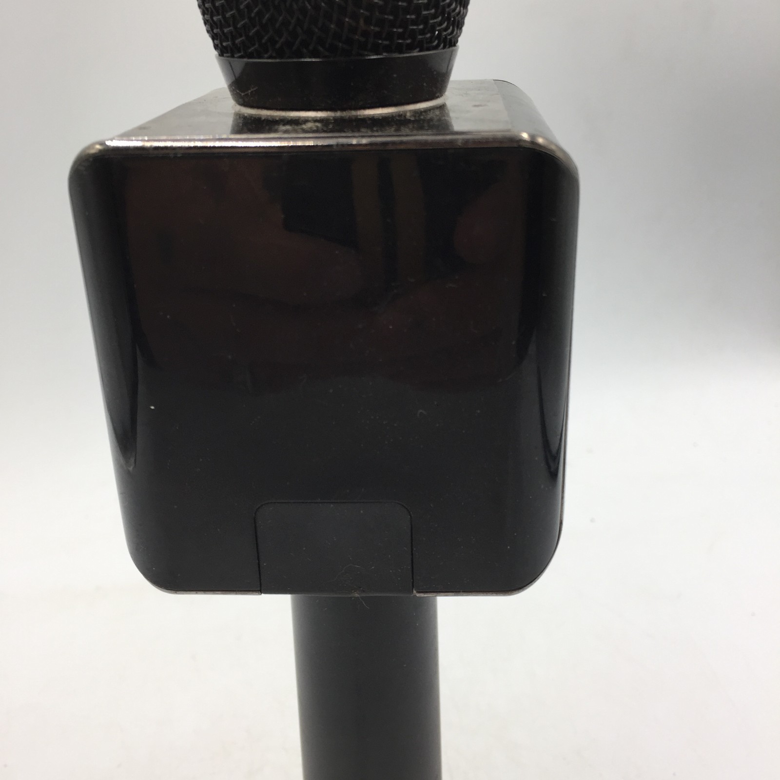 Pop Solo LED Karaoke BLACK Microphone ONLY No Cables