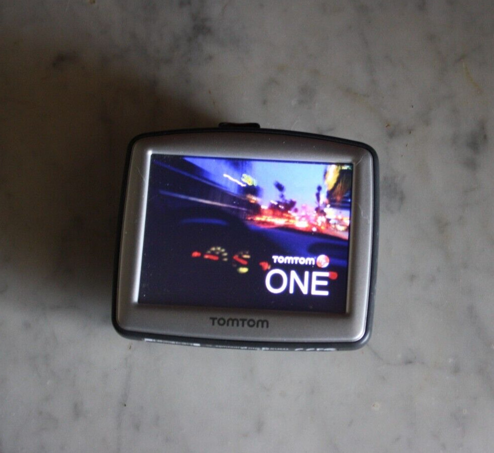 TomTom ONE Model N14644 Portable GPS Vehicle Navigation WORKING