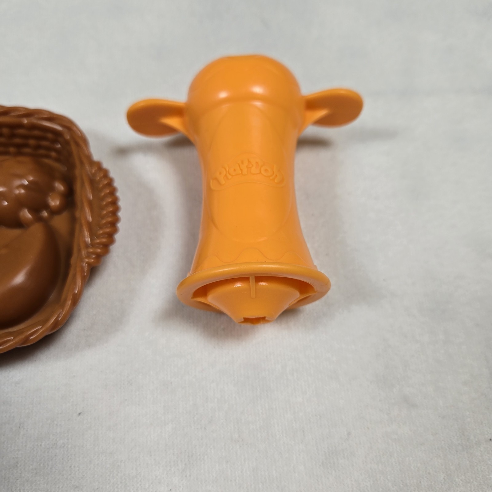 Playdough Molds & Accessories Cones Cups Press Creative Play Time Play-Doh