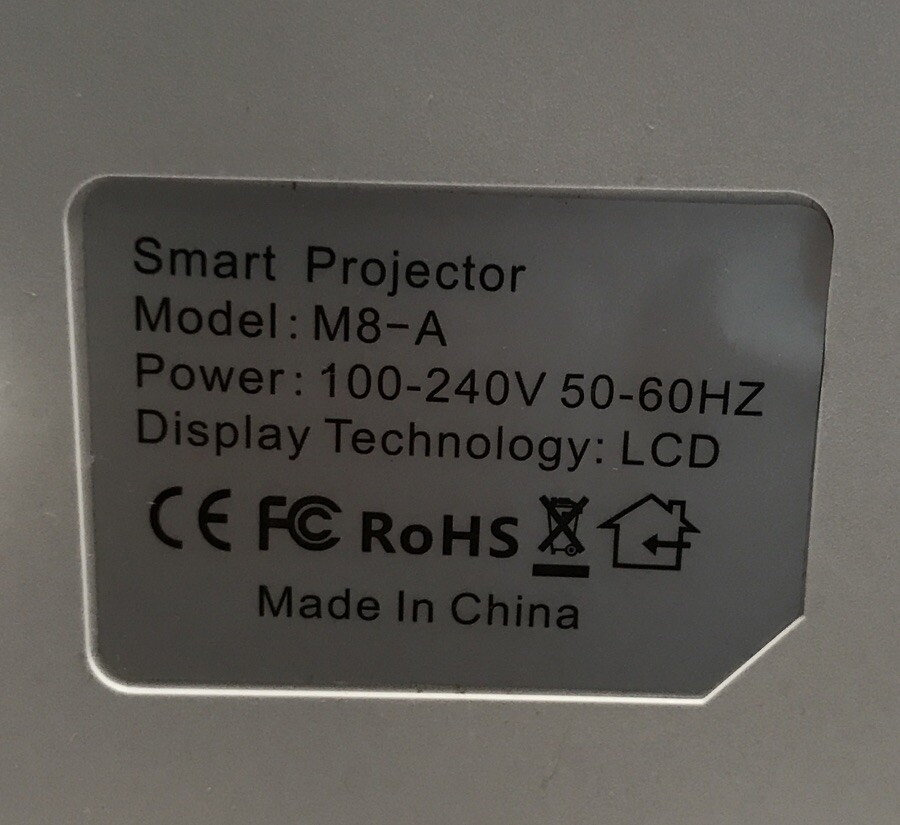 PORTABLE PROJECTOR - SMONET Mini Model M8-D