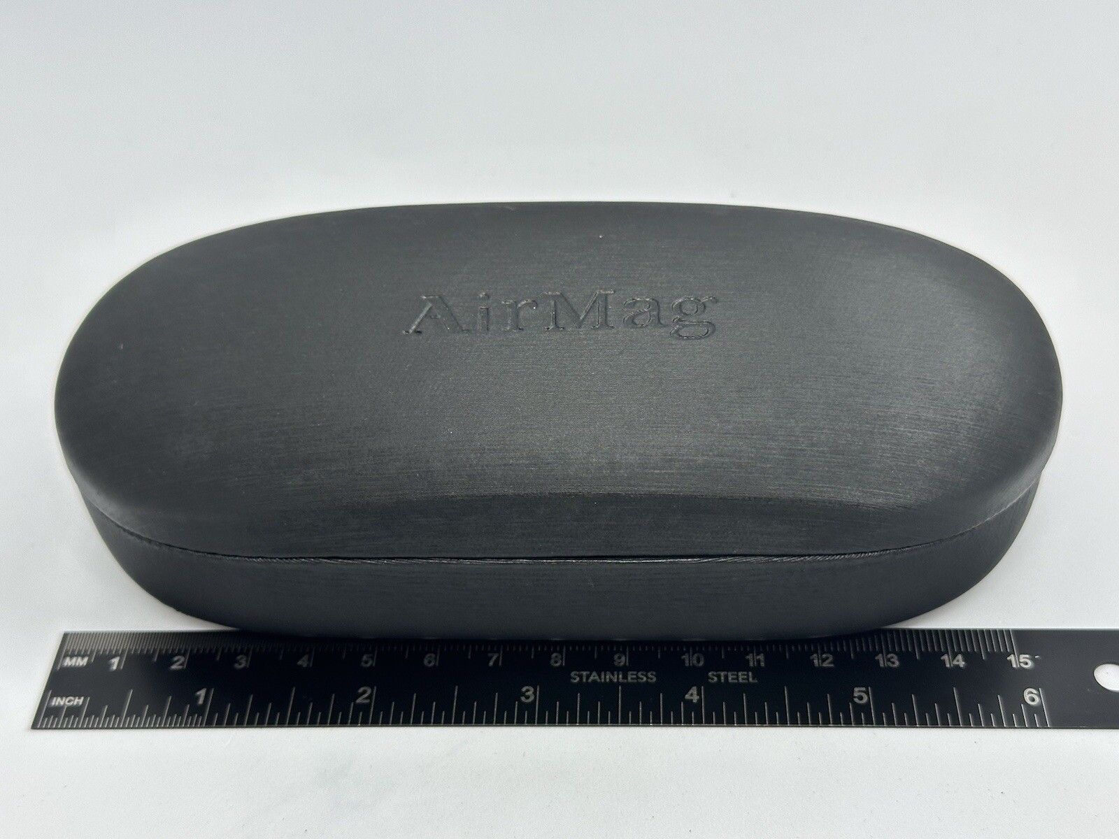 NEW Air Mag Hard Clamshell Spring Closure Sunglasses Case & Cloth