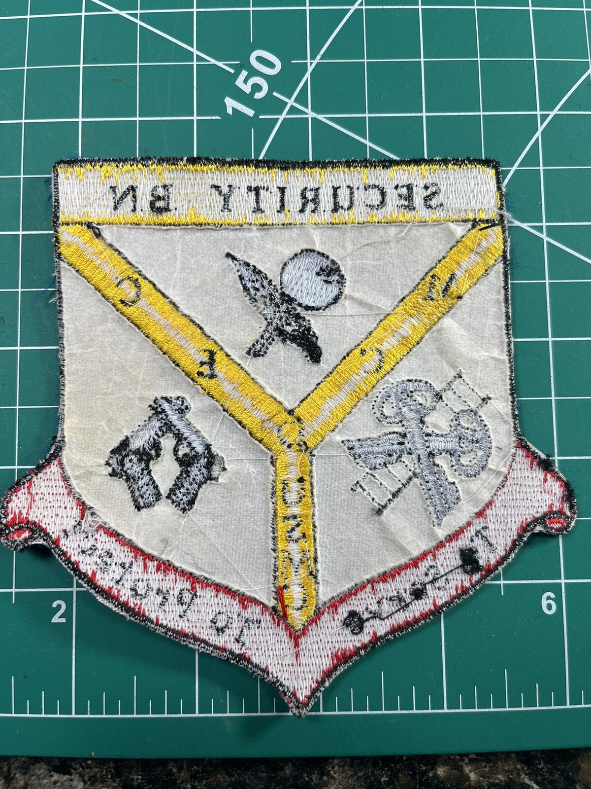 Vietnam / Cold War Era USMC MCDEC Security Battalion Patch