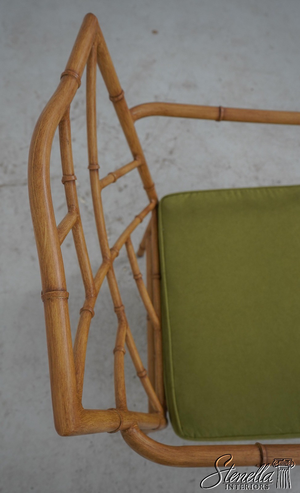 F60374: Bamboo Form Modern Design Aluminum Patio Chair