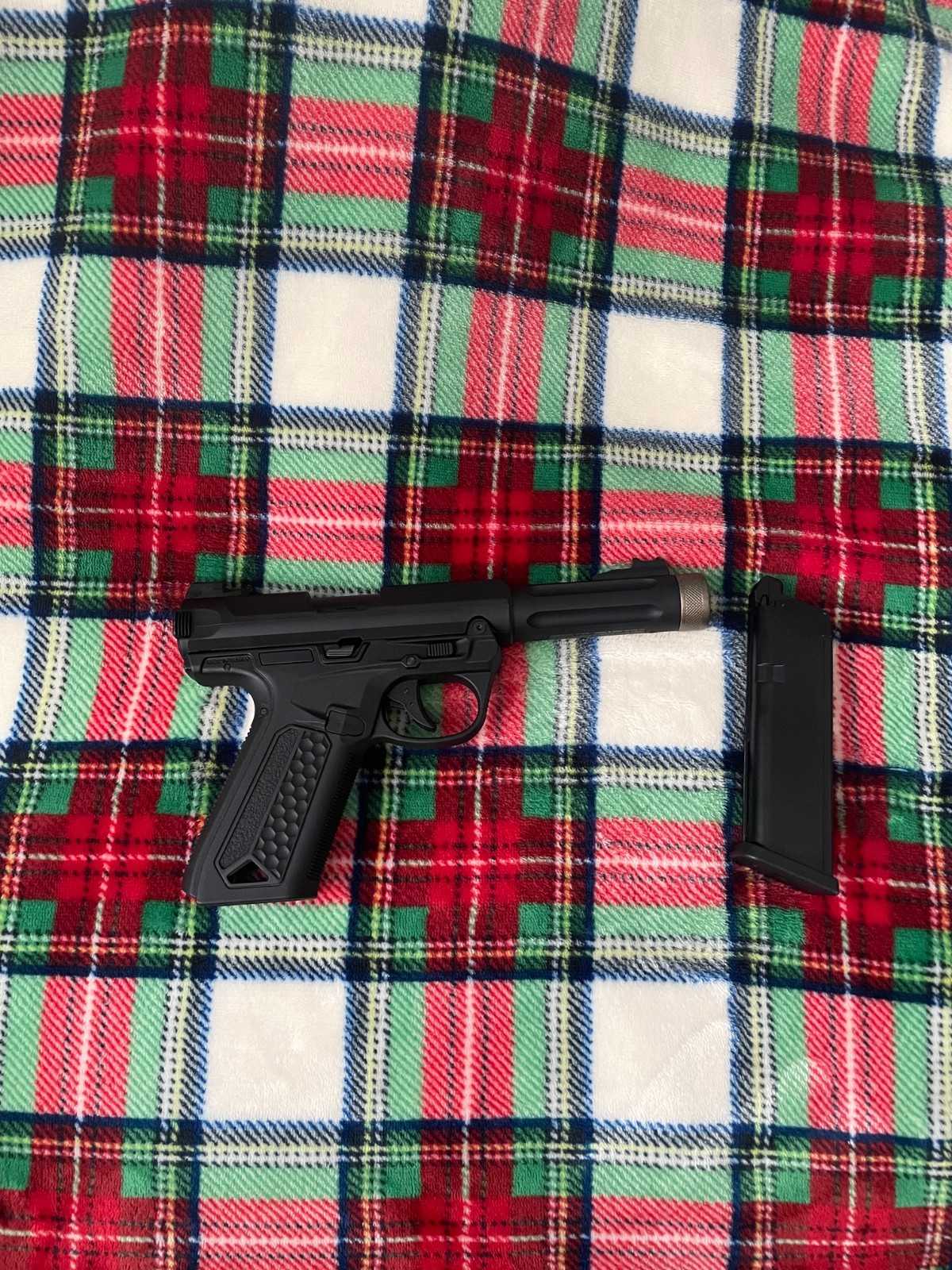 Lancer Tactical Gen 2 M4(lightly used) and AAP-01(New)