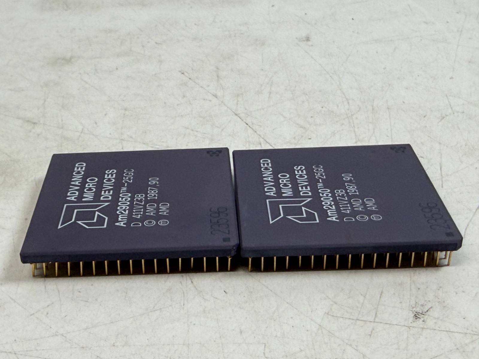 Ceramic AMD Am29050-25GC RISC microprocessor