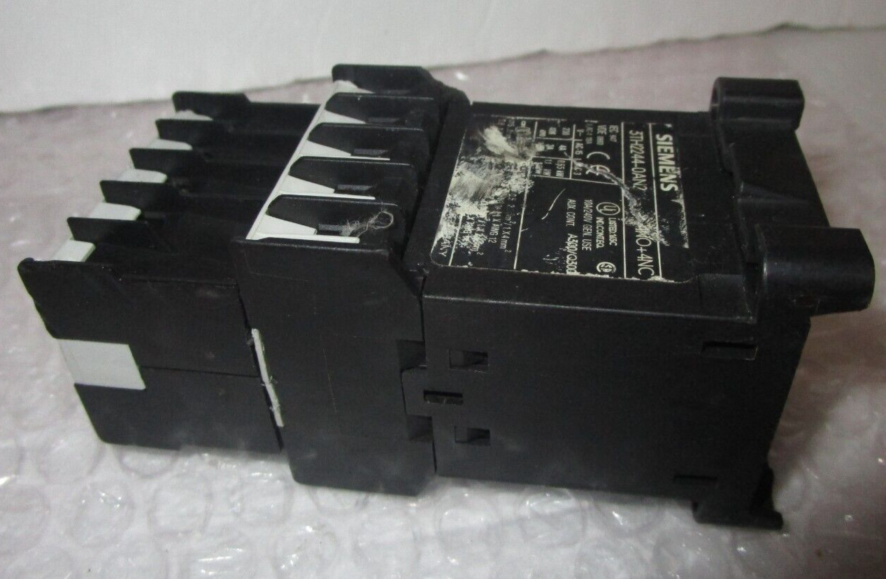 Siemens 3TH22 44-0AN2 / 3TH22440AN2 Relay