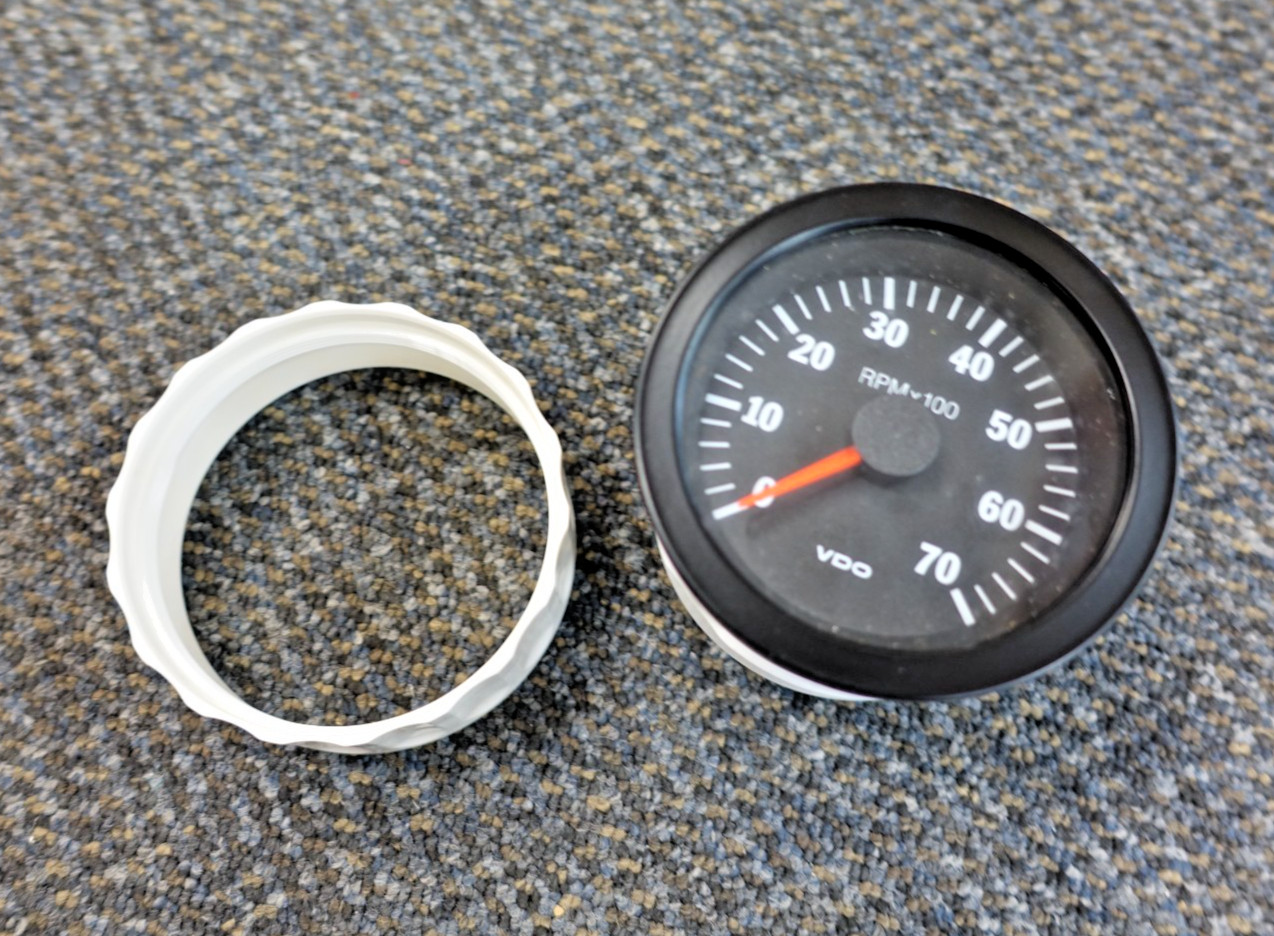 VDO Tachometer 7000 RPM