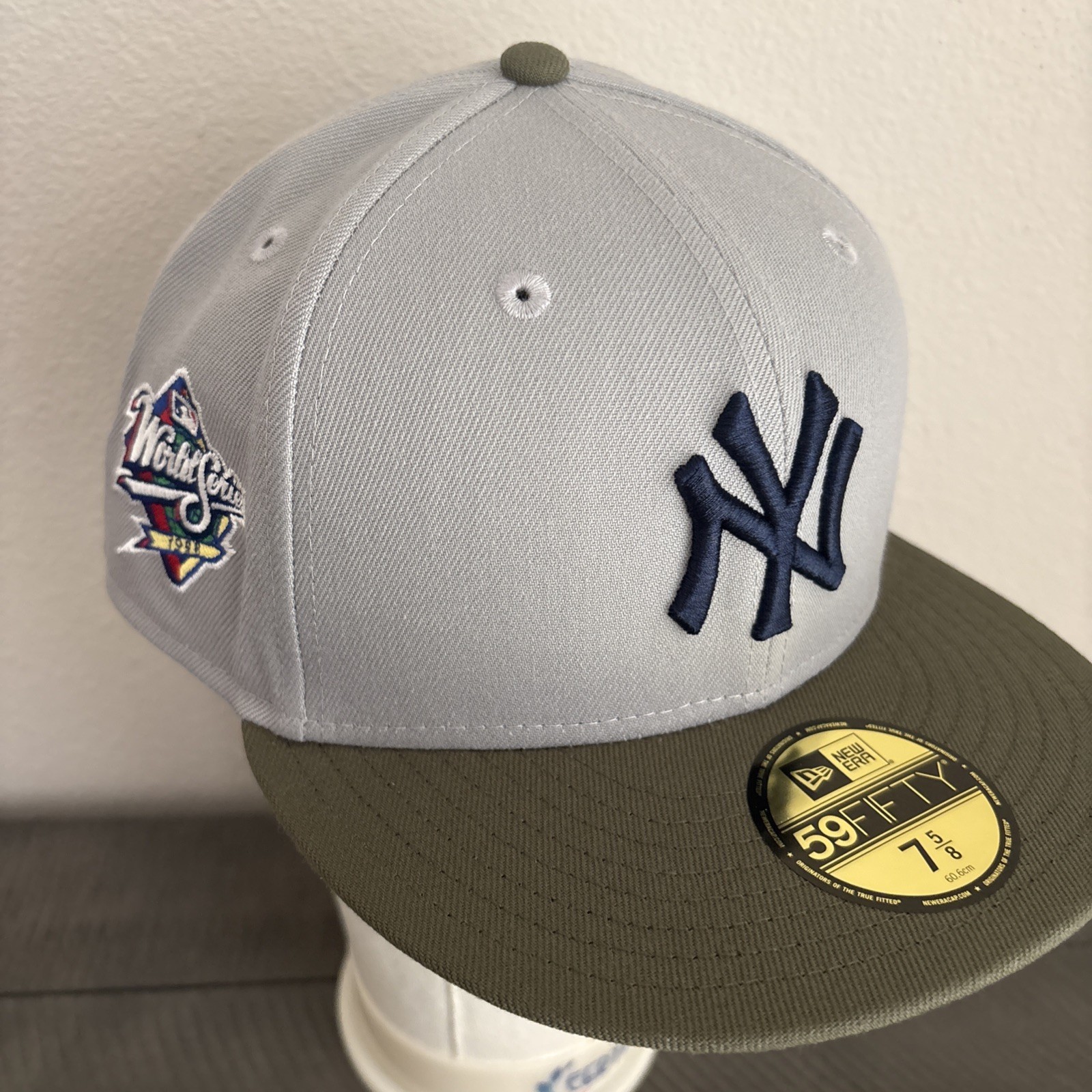 New Era New York Yankees 59FIFTY 7 5/8 Fitted Hat Gray Green World Series 1998