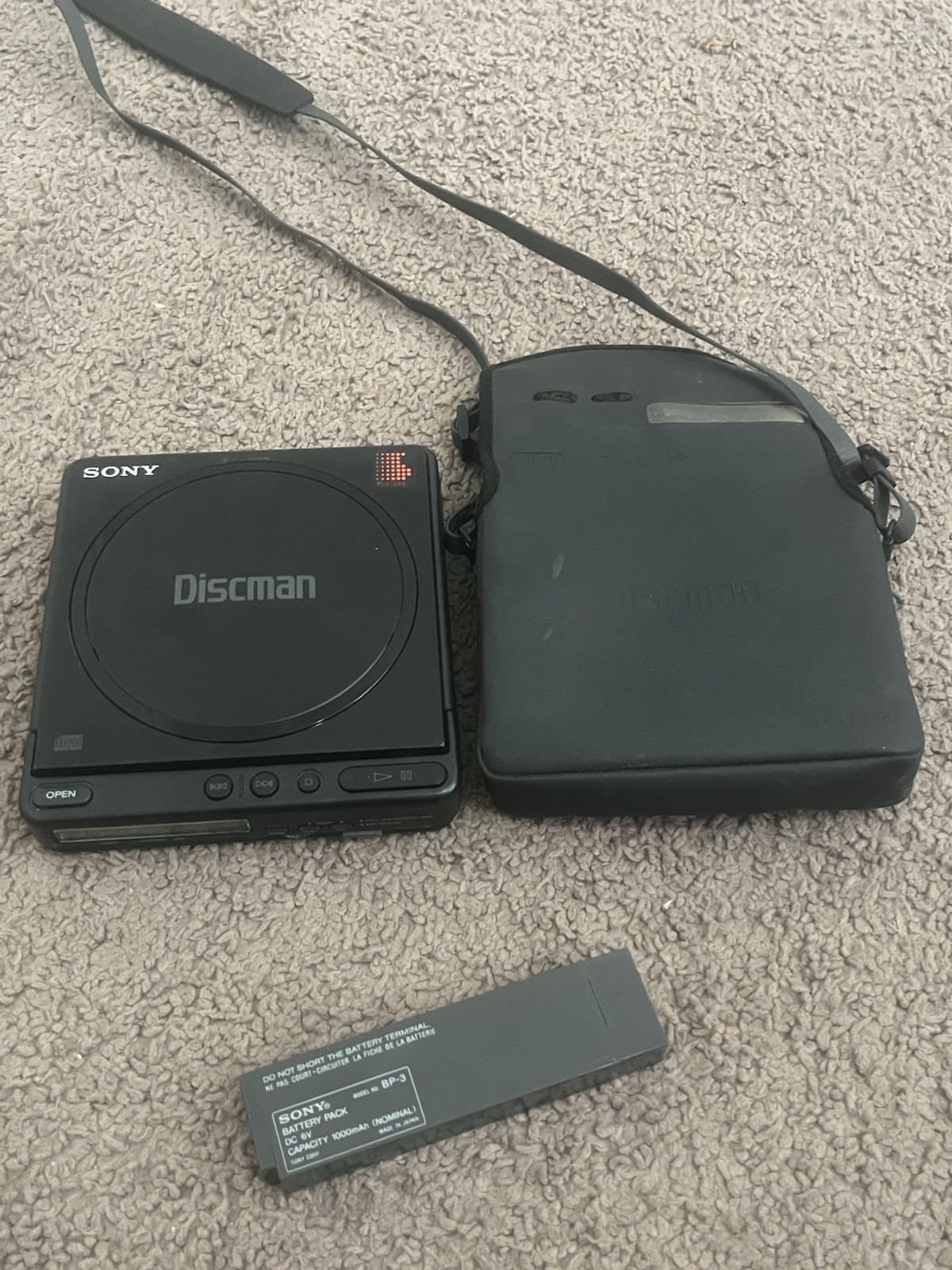 Sony Compact Disc Player D-4 Untested