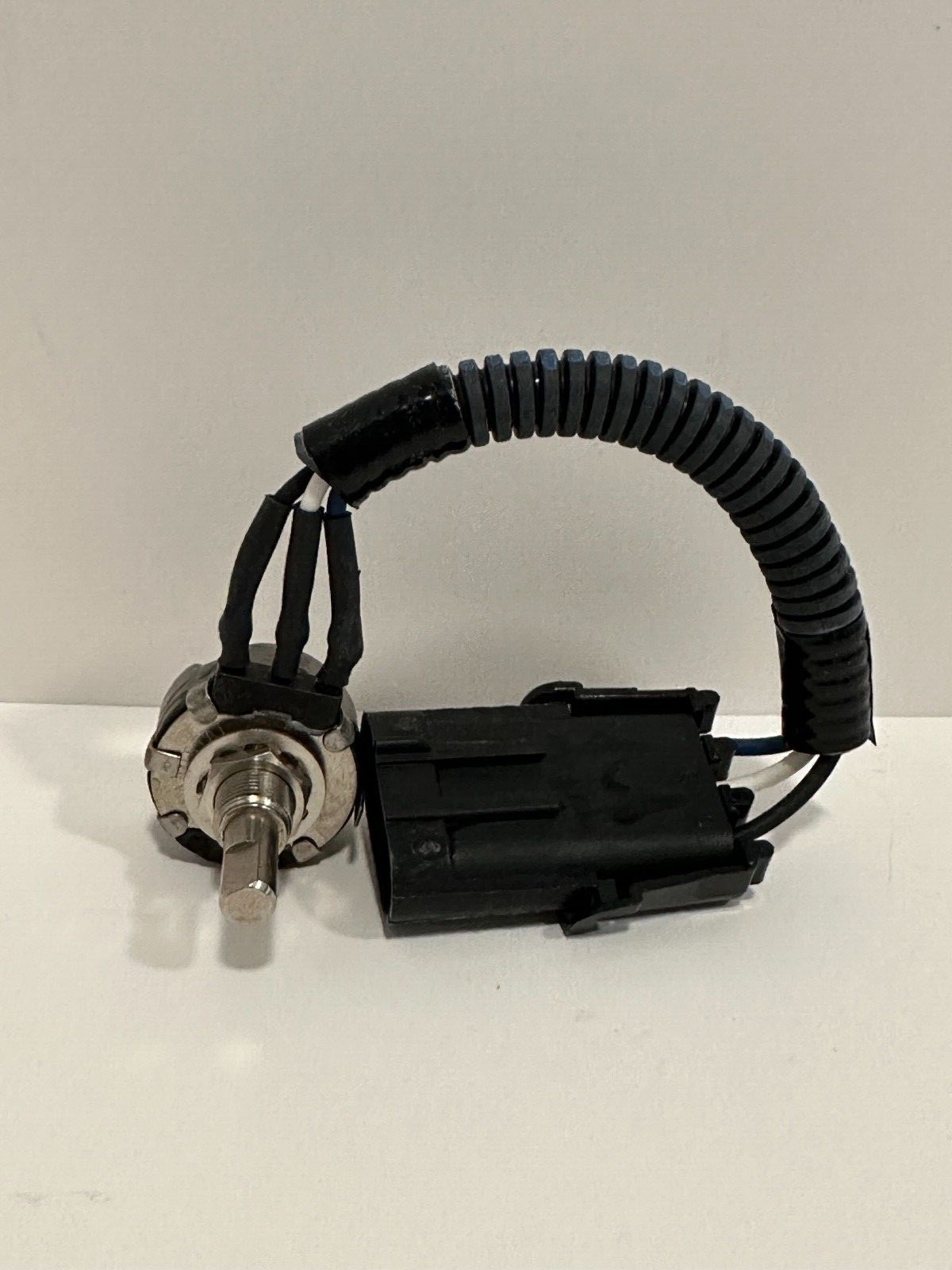 NEW VOLVO 96741 POTENTIOMETER ASSEMBLY CH96741