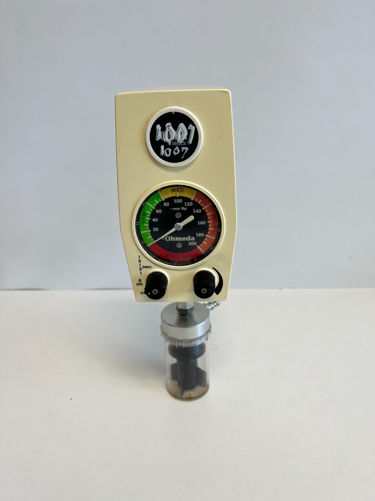 PP15/#11:  Ohmeda Suction Unit