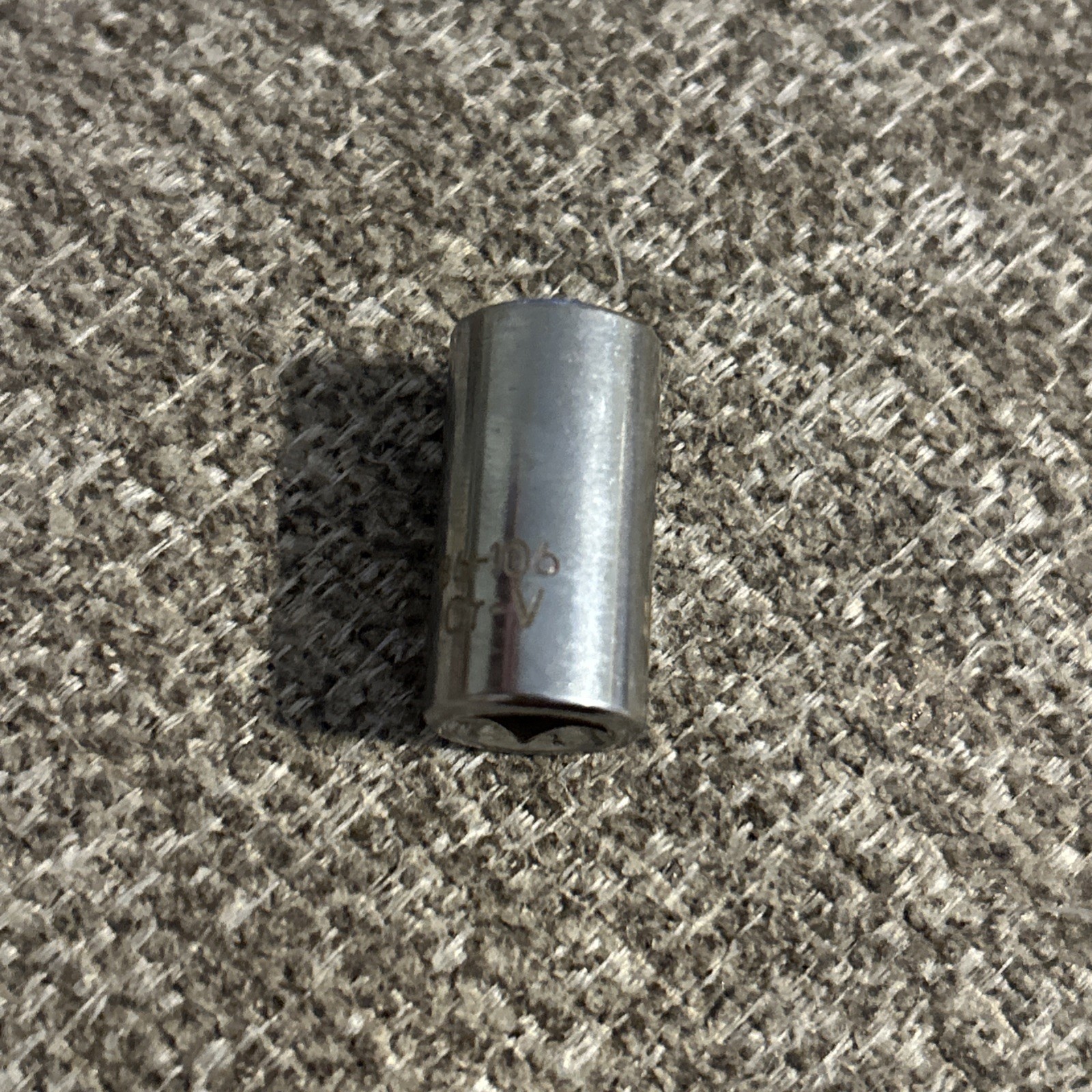 Stanley 86-106 9mm 6pt 1/4" Drive Socket