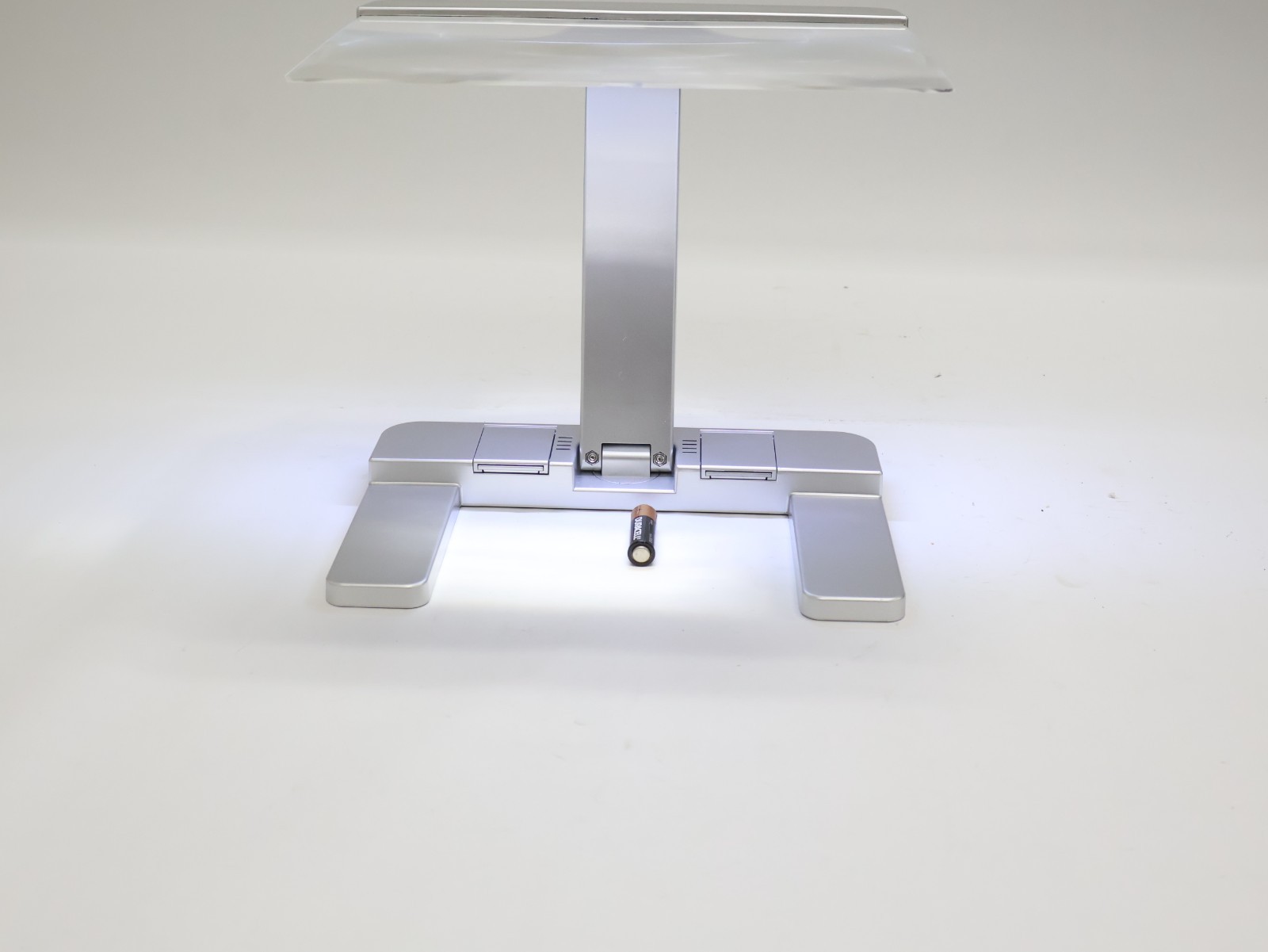 Hammacher Schlemmer Hands-Free Foldable LED Lighted Reading Magnifier
