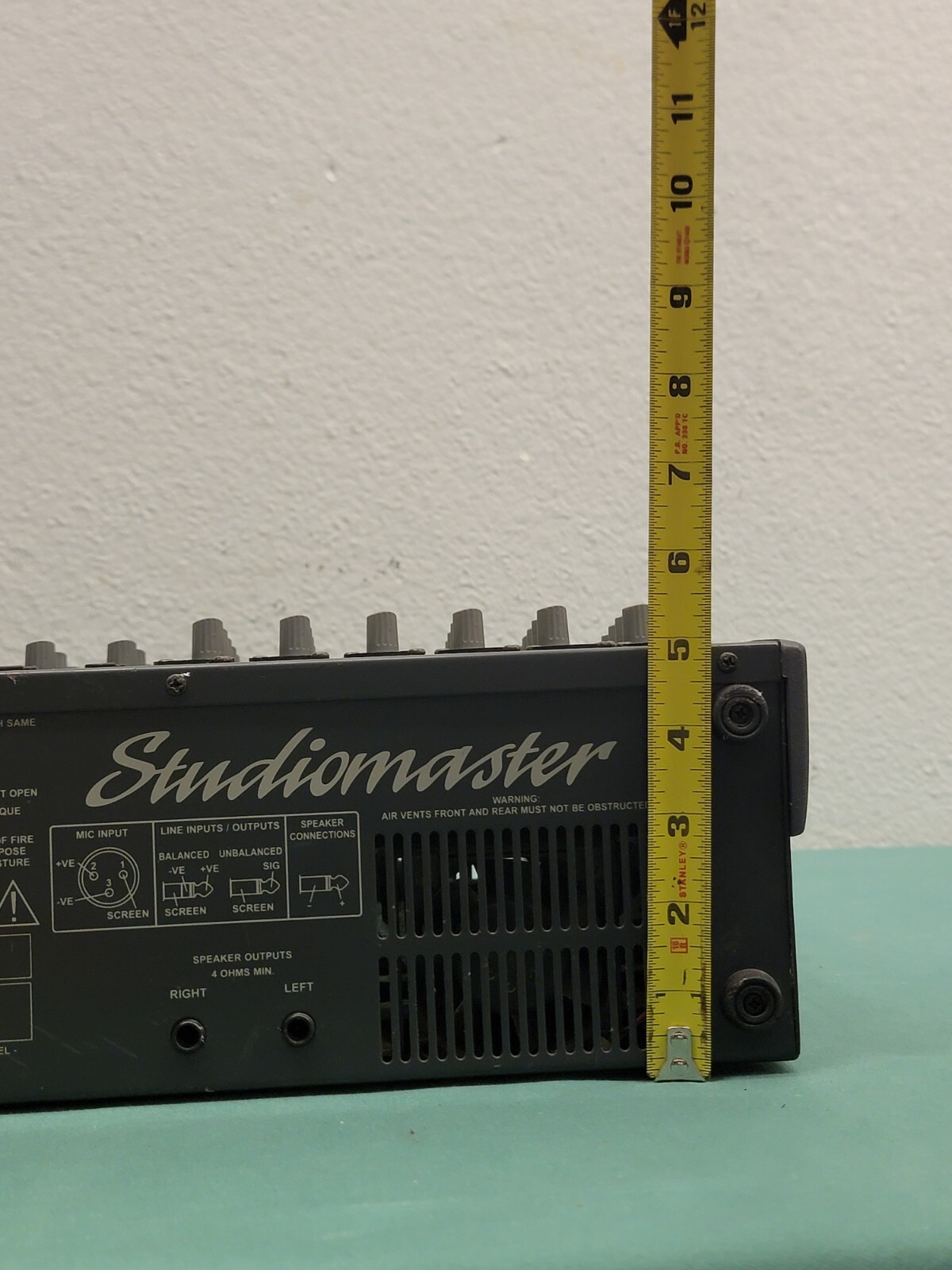 Studio Master P400 Powerpack Mixer. Fast Shipping!