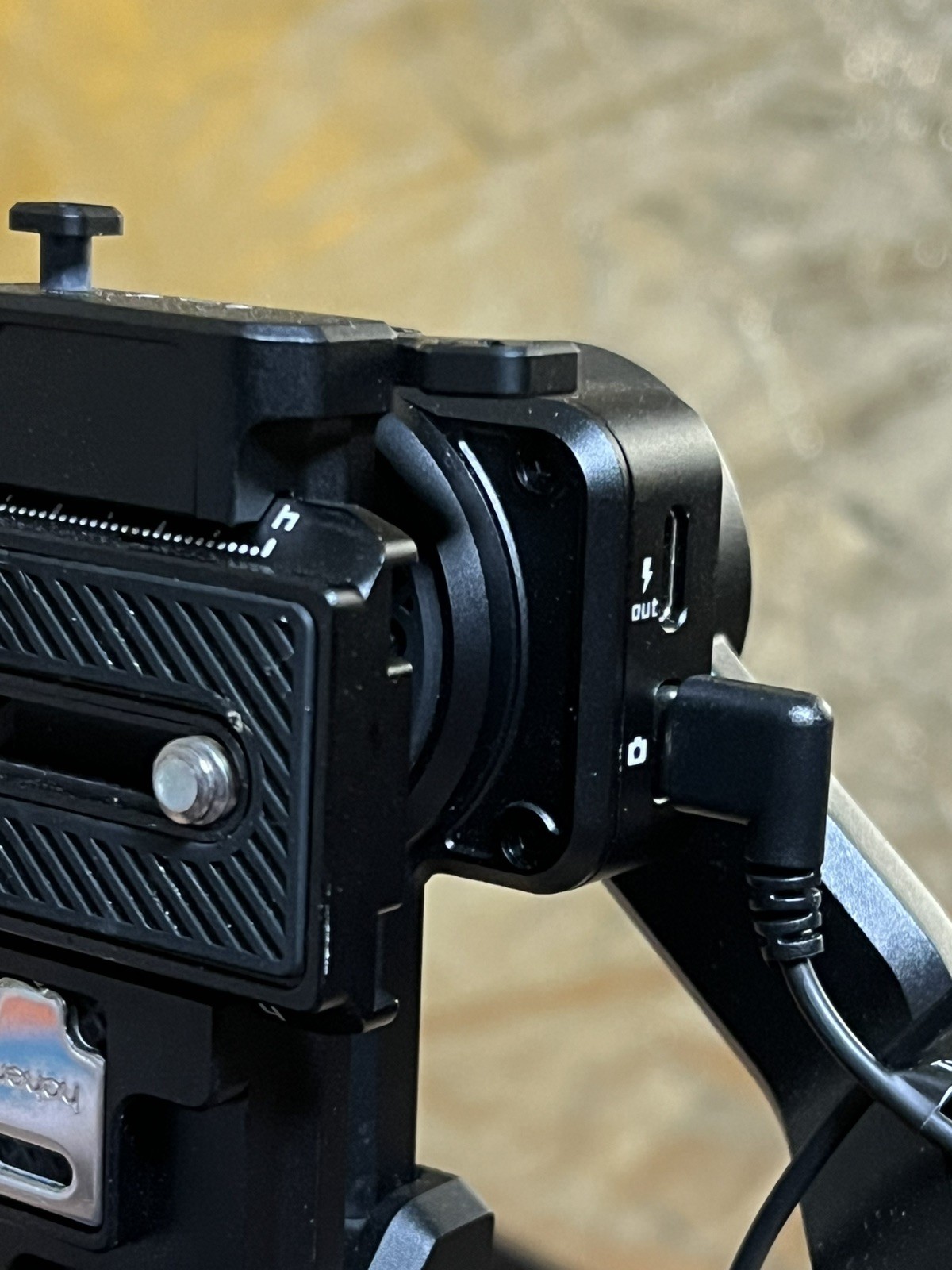 Hohem iSteady MT2 Kit Mirrorless Camera Gimbal