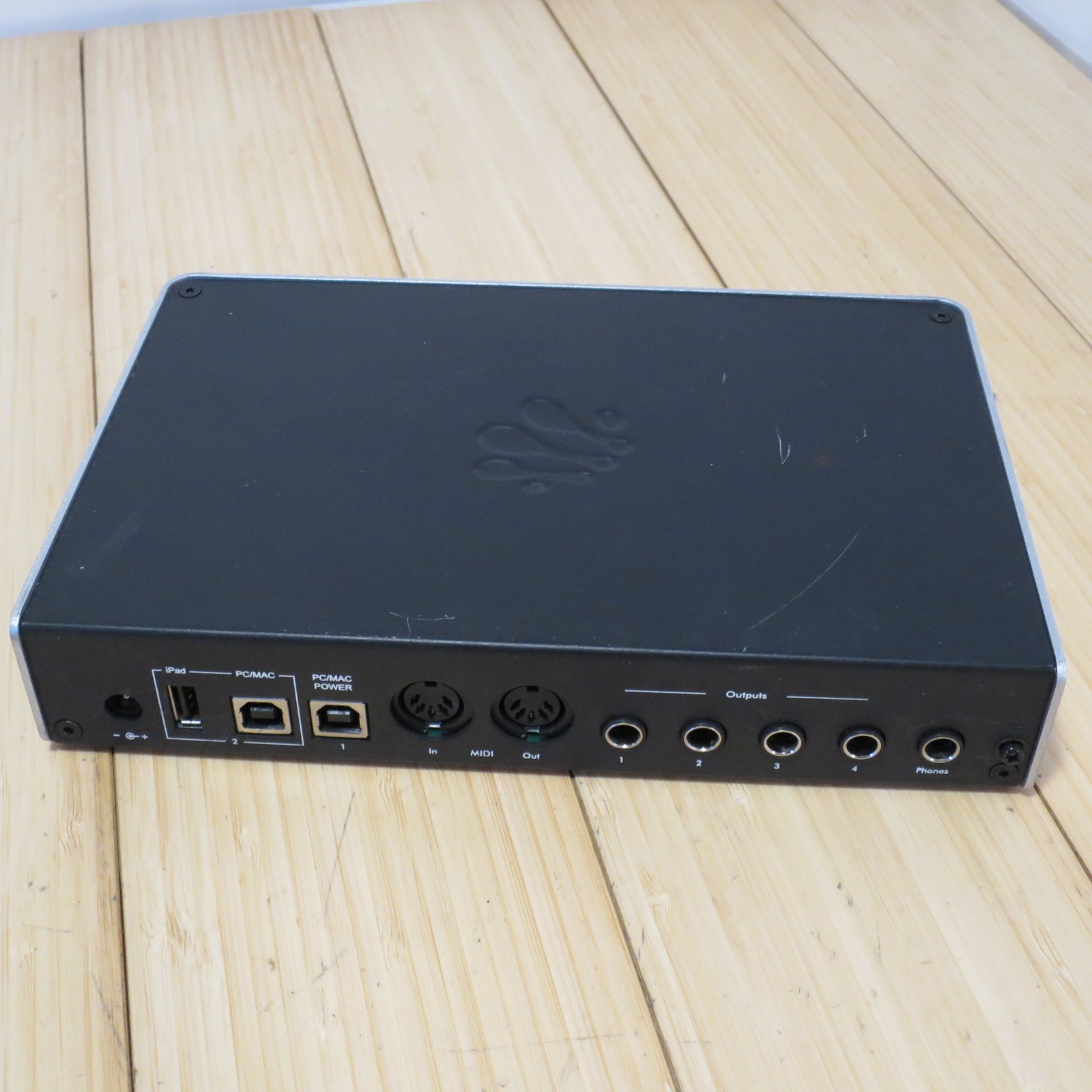 iConnectivity iConnectAUDIO2+ USB Audio Interface MIDI I/O Phantom Power