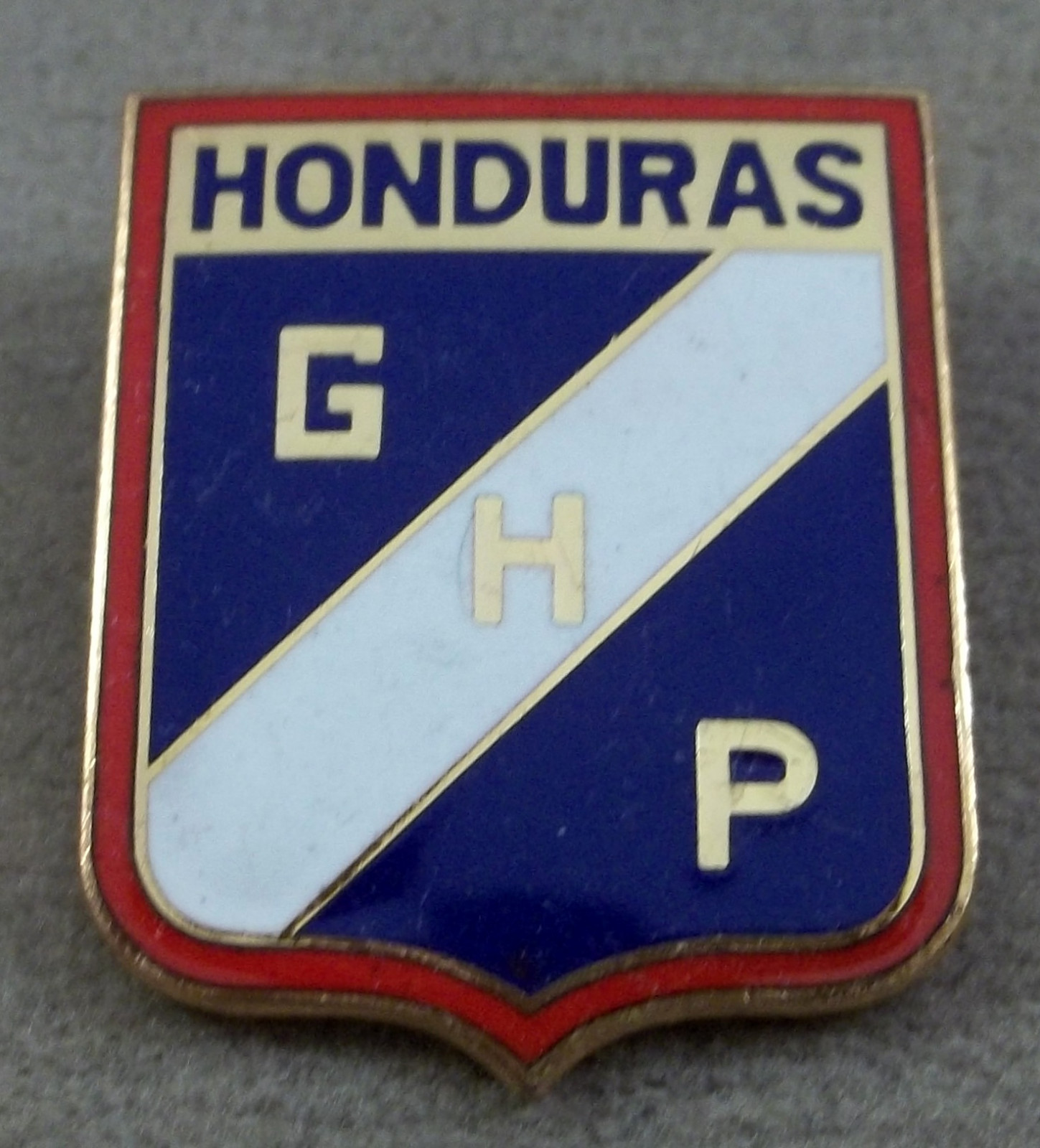 Honduras Army Presidential Honor Guard Crest - Clutchback - Vintage N.S. Meyer