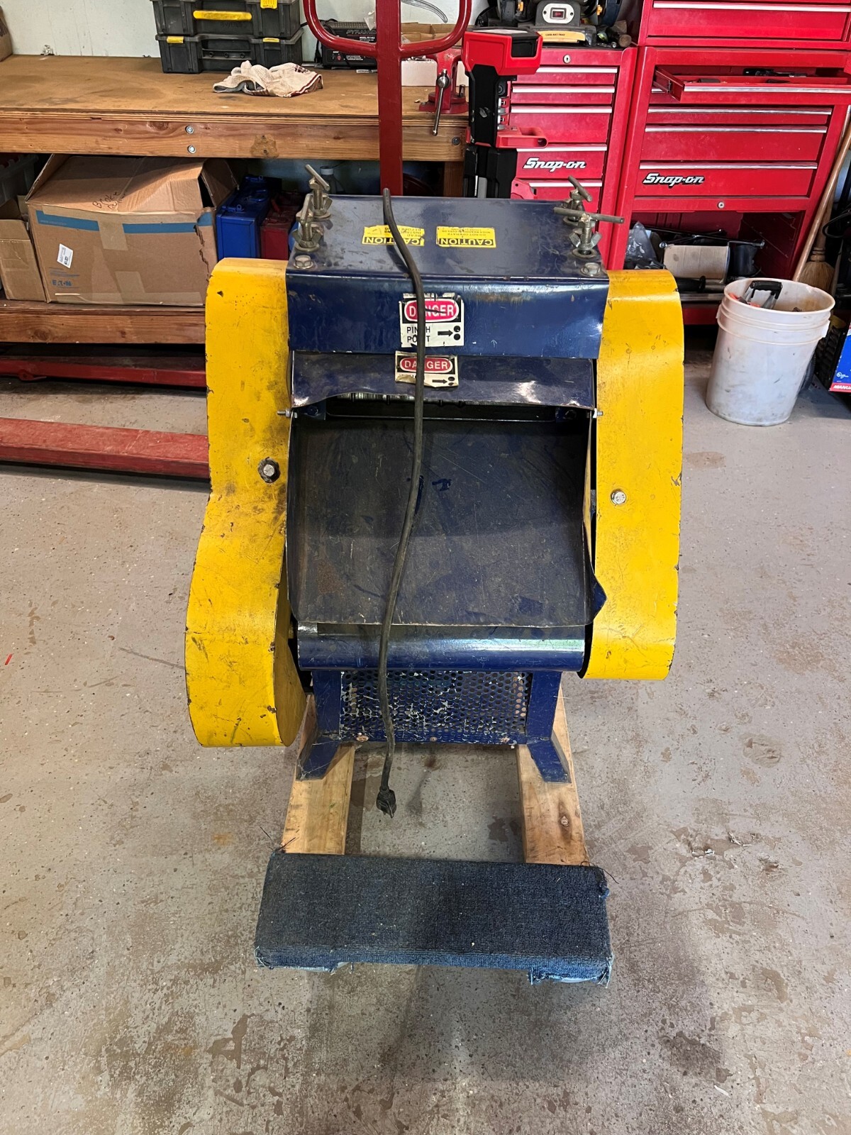 wire and cable stripping machine used works well.