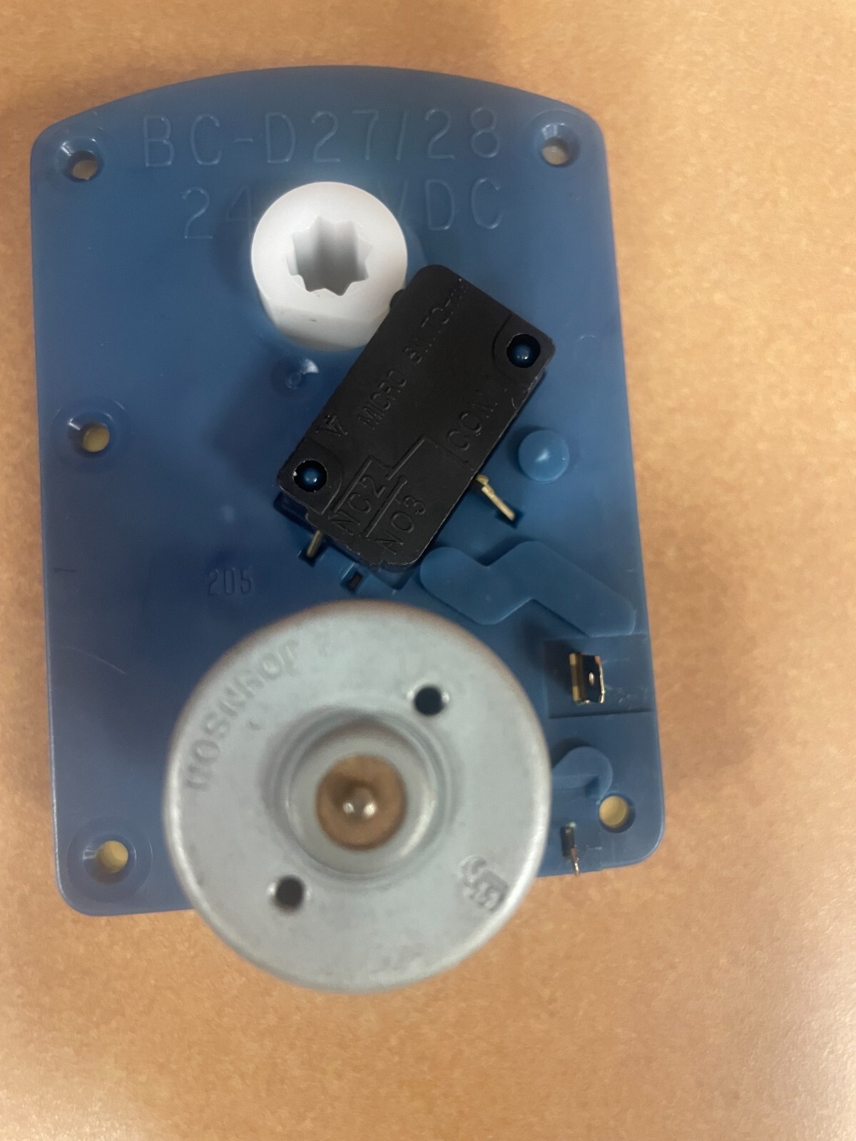 AMS SENSIT SNACK OR DRINK VENDING MOTOR  Part #23007-1