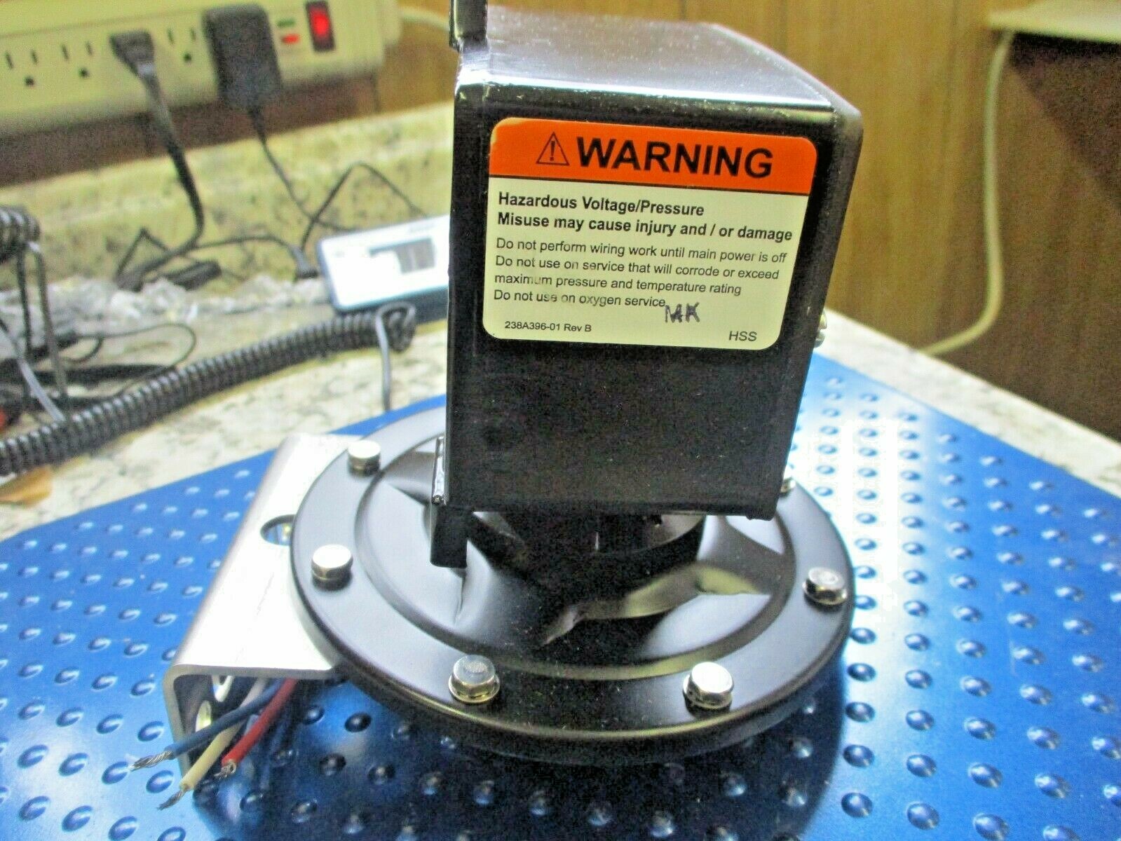 NEW ASHCROFT PRESSURE SWITCH B422BXBP100"H20