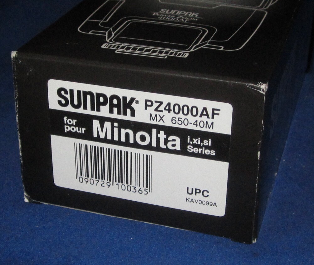 Sunpak Power Zoom 4000AF Model PZ4000AF Flash for Minolta i,xi, si Camera