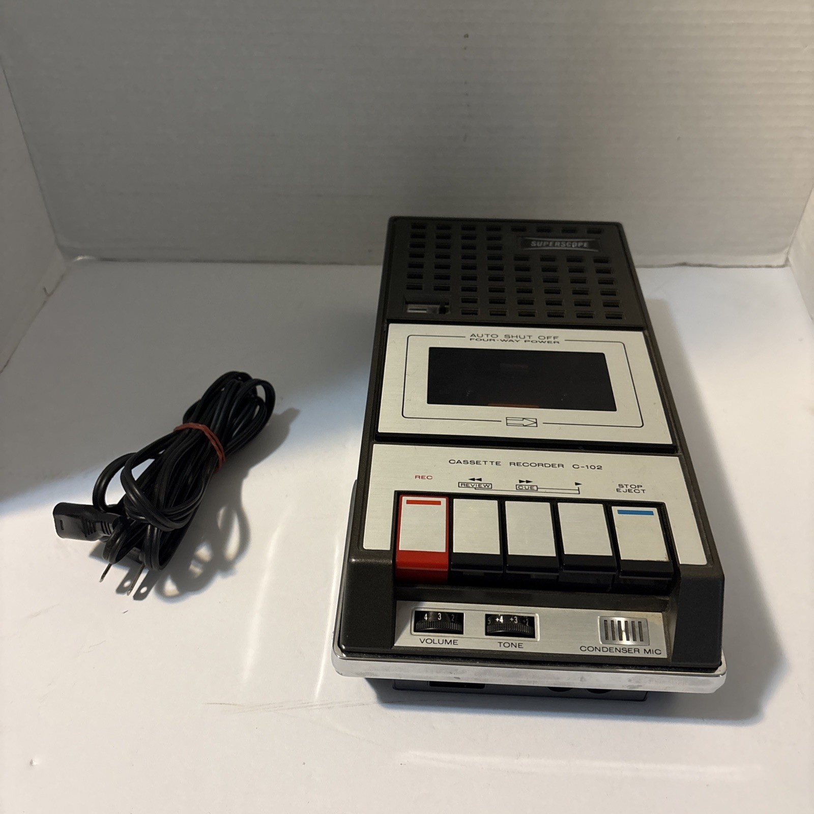 Vintage Superscope C-102 Cassette Tape Recorder Box Power Cord Handle Tested