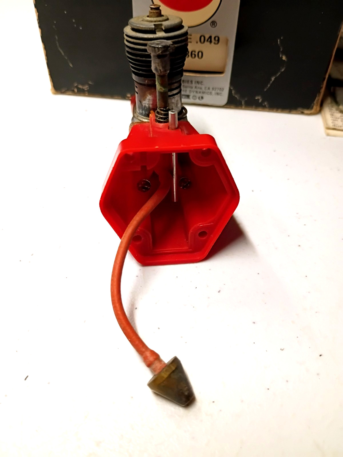 Vtg COX R/C BEE .049 Model Airplane Engine w/Muffler Tools Box Good Compression!