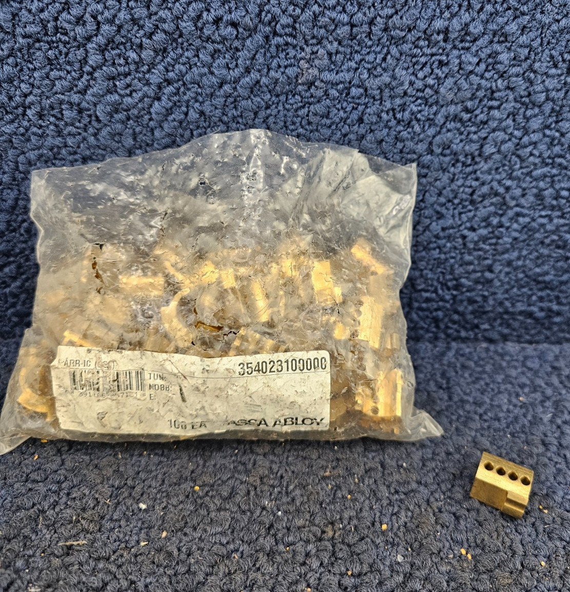 (QTY 100) ASSA ABLOY 354023100000 SPÄRR IC / Block IC