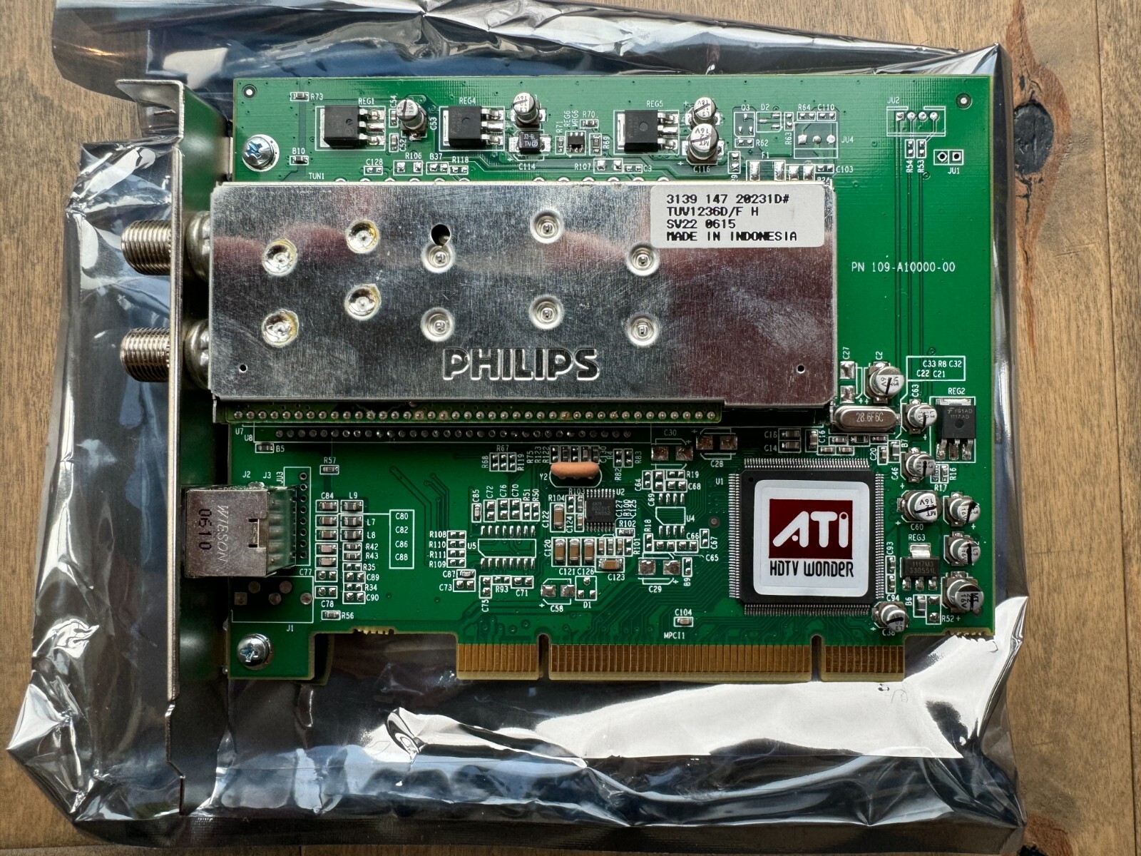 ATI HDTV Wonder 102A1000100 PCI DTV / CATV / AV In Tuner Card Philips 3139