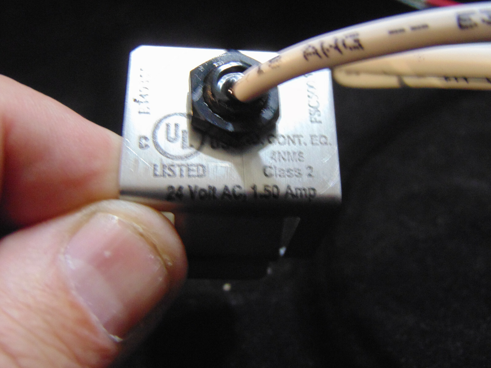 WATER FLOAT OR LEVEL SENSOR SWITCH #E349355 4NM8 FSC5005U 24VAC 1.5 AMP D163